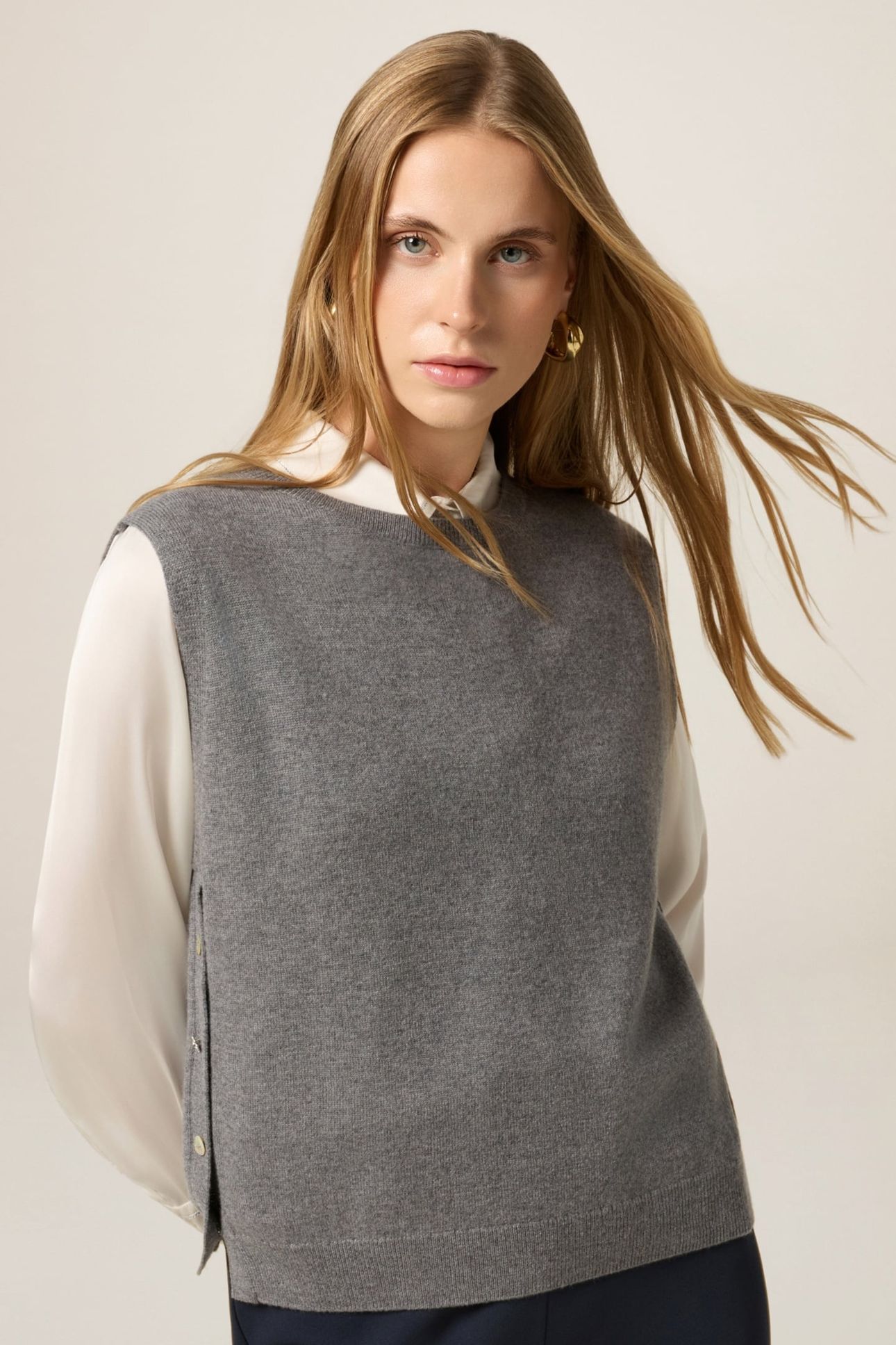 WOOL AND CASHMERE CARDIGAN WITH BUTTONS GREY 2