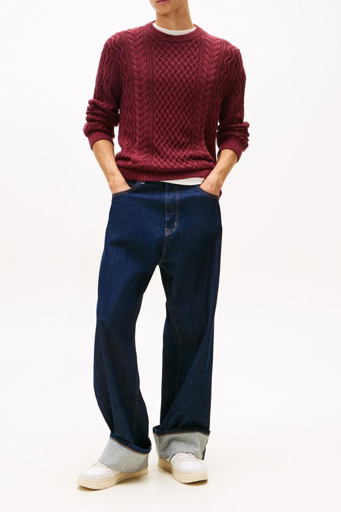 TJM SLIM BADGE CABLE RED WINE TONAL 3