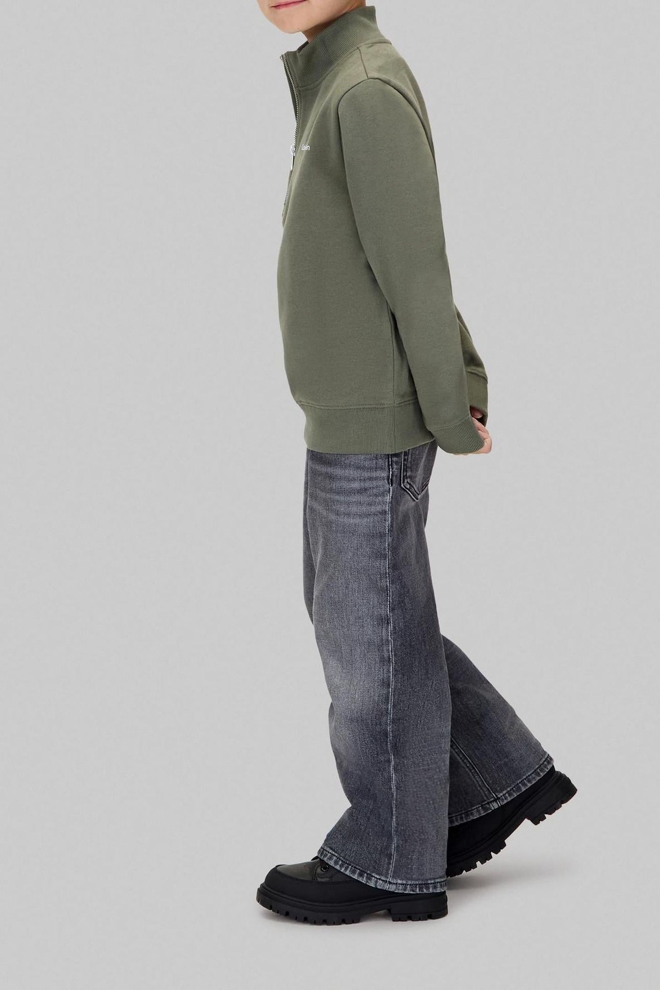 UNISEX CHEST INST LOGO THYME 3