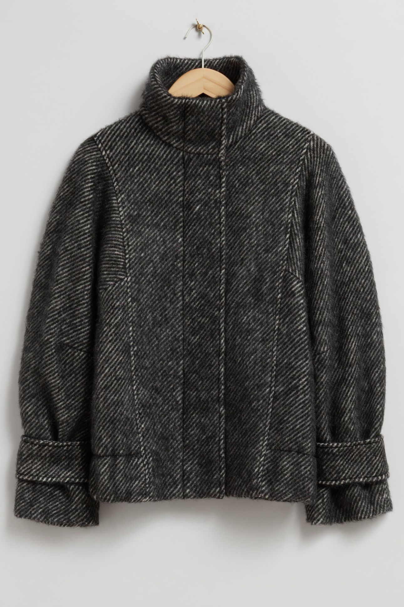 ST AKELA JACKET BLACK 1