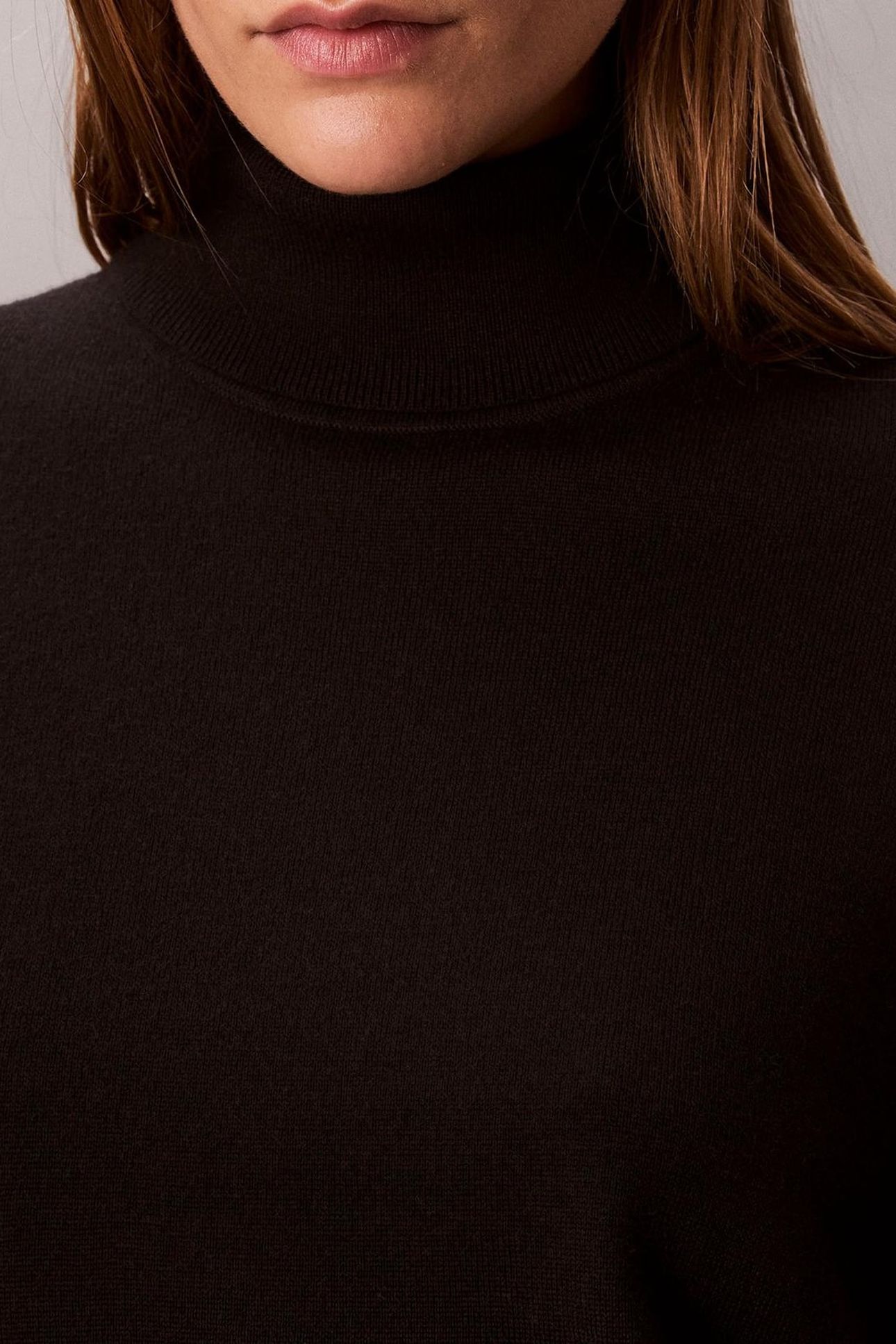LS T-NECK EXTRAFINE MERINO BLACK 5