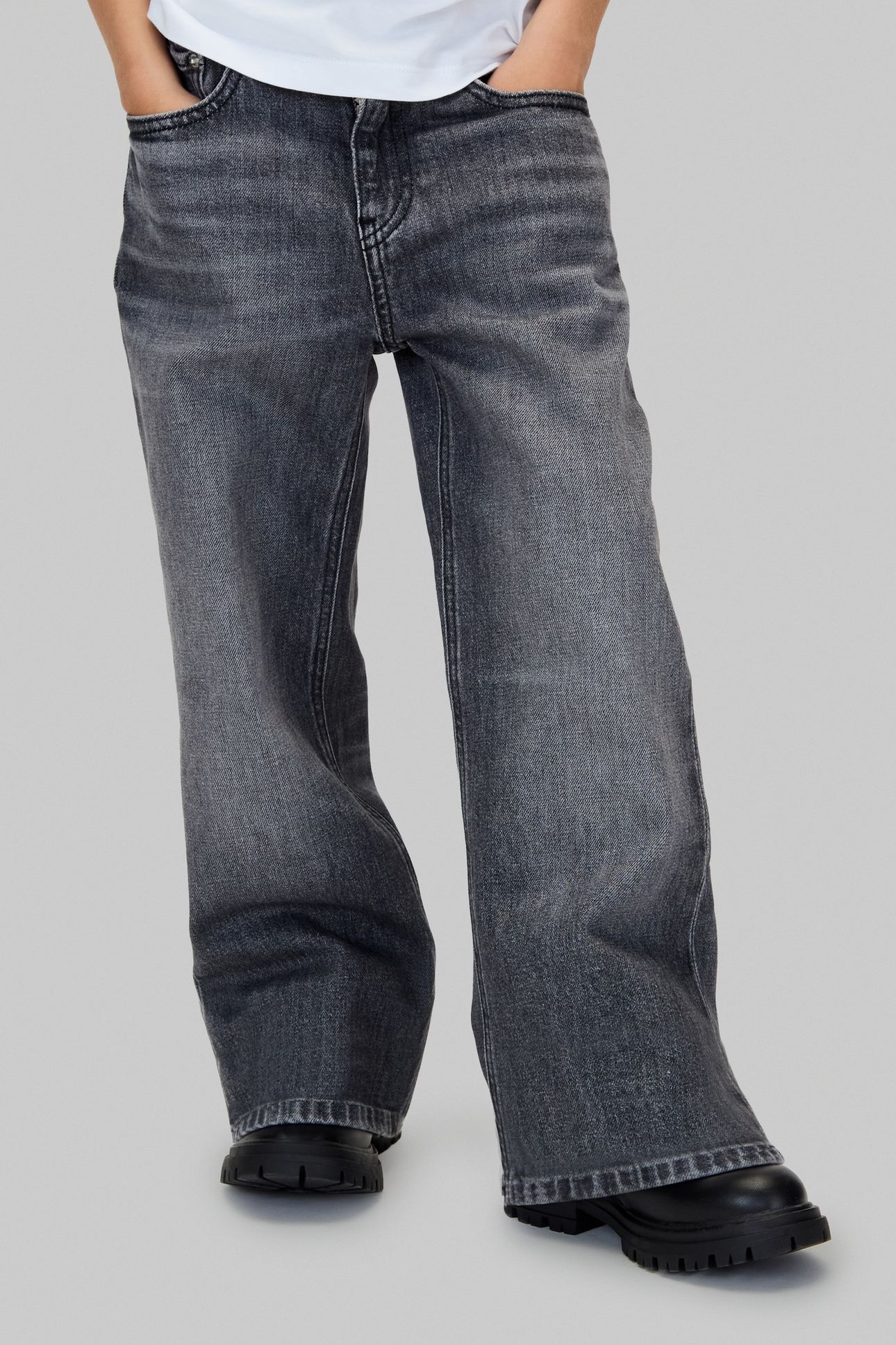 BOYS SKATER MID GREY STONE 1