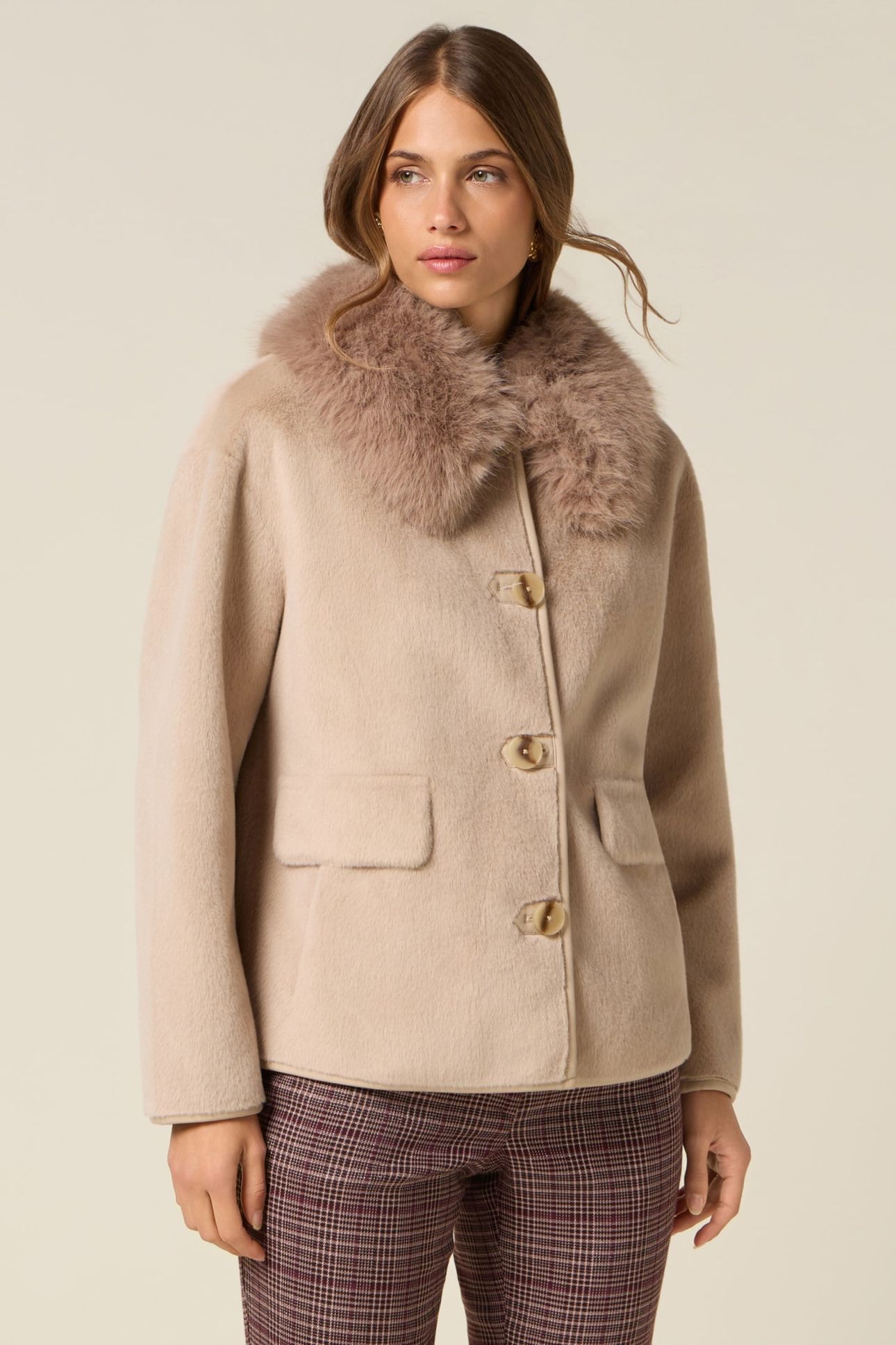 SHORT COAT WITH FURRY COLLAR BEIGE 1