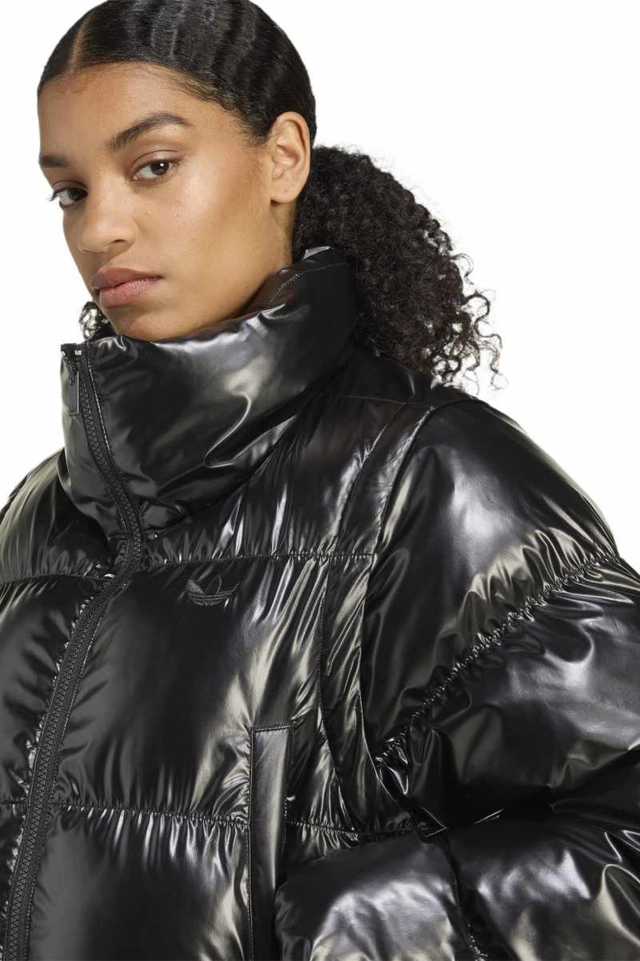 ESSENTIAL GLOSSY PUFFER BLACK 8