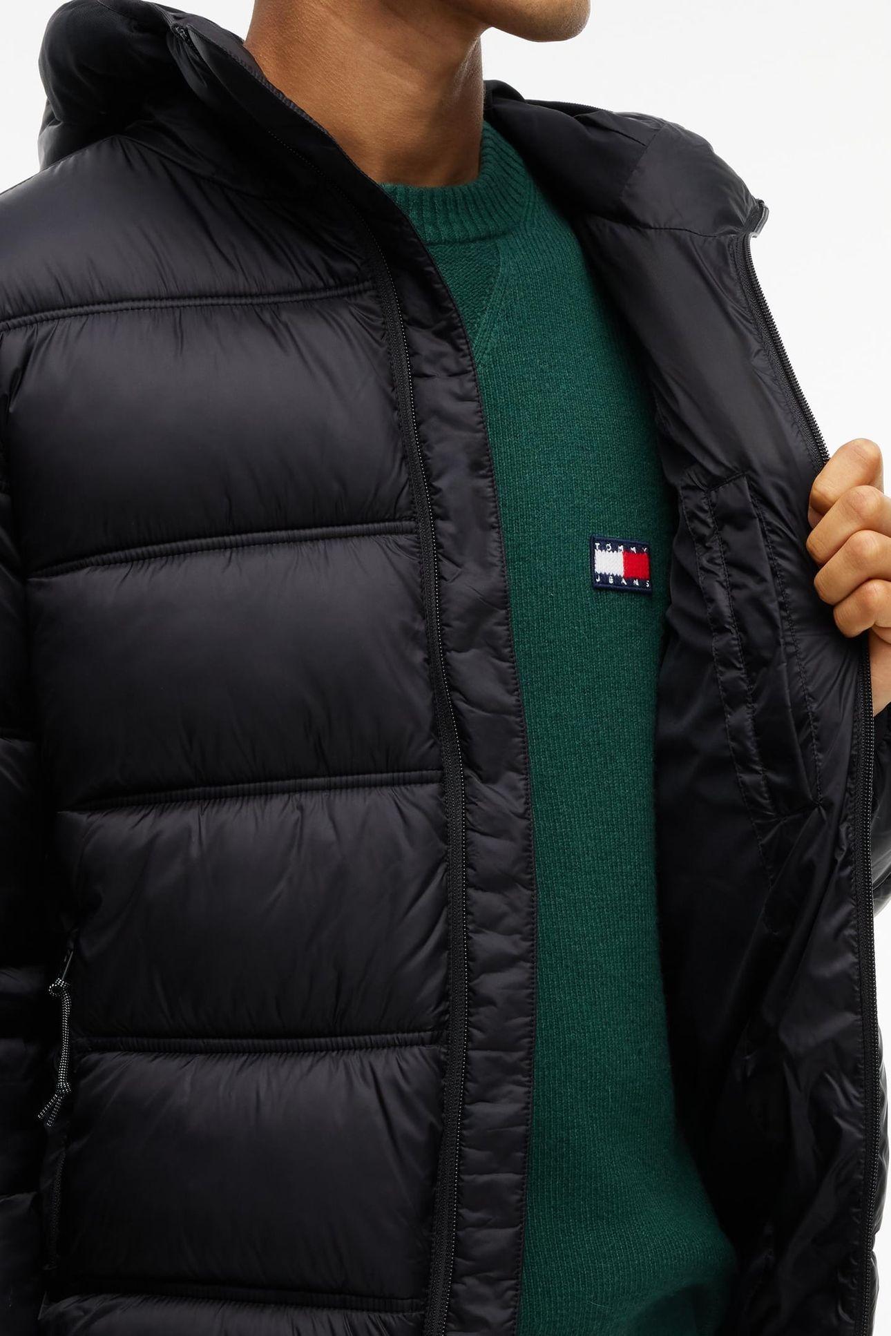 TJM HOODED LOGO JACKET BLACK 9