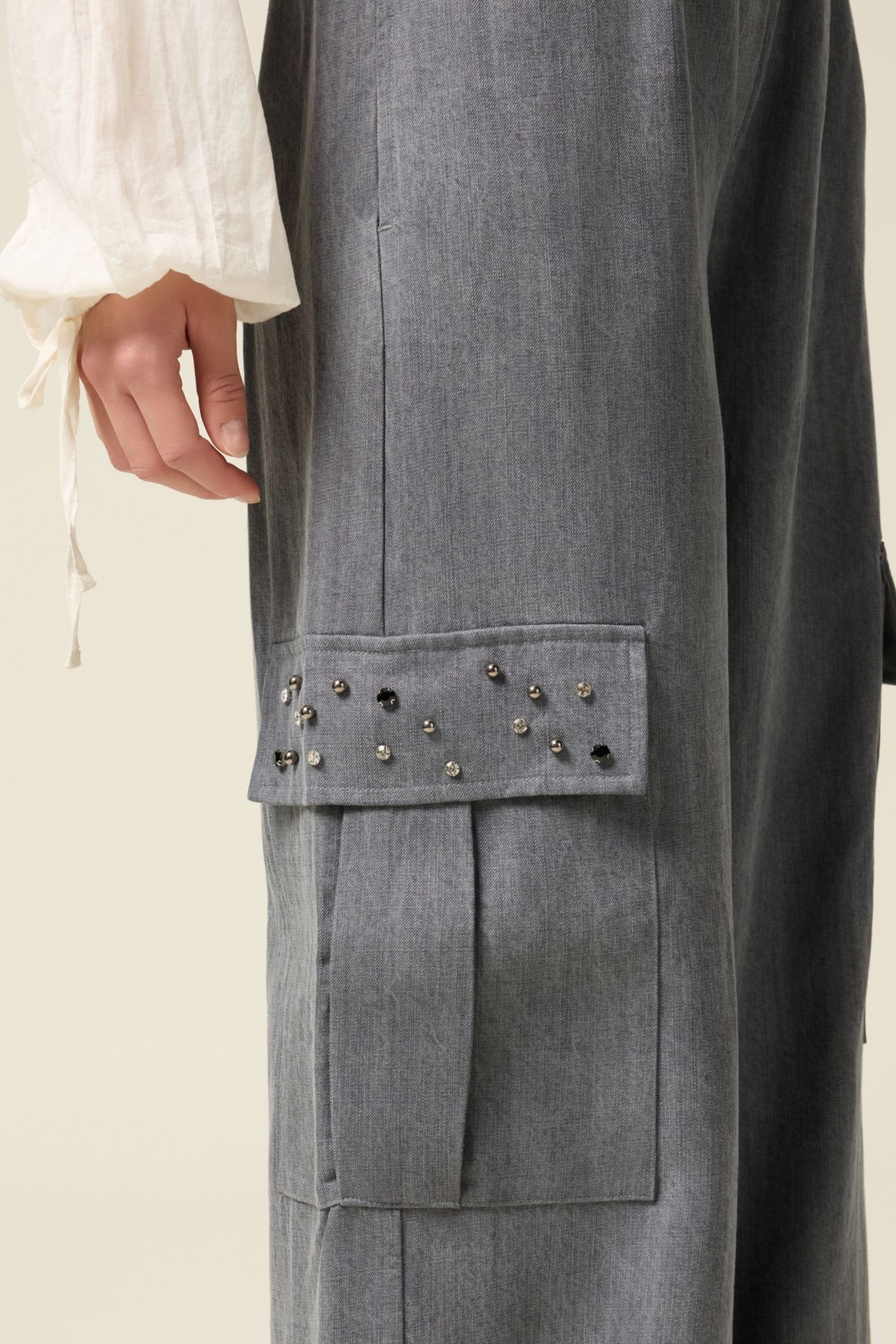 TENCEL CARGO PANTS WITH STONES GREY 5