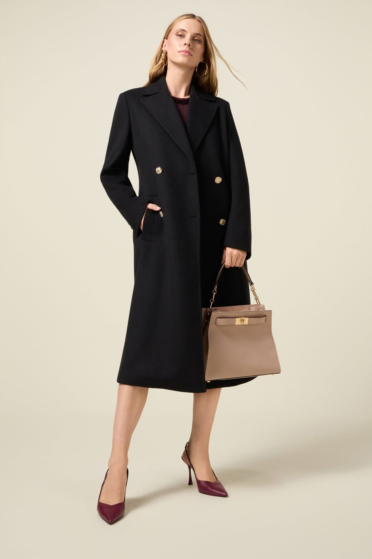 LONG DOUBLE-BREASTED COAT BLACK 2