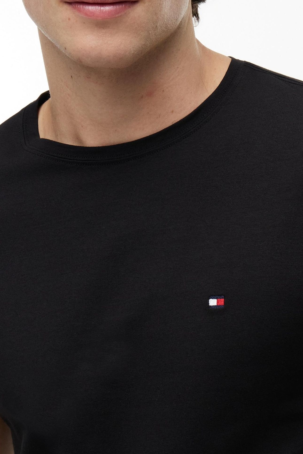 CORE STRETCH SLIM C-NECK BLACK 9