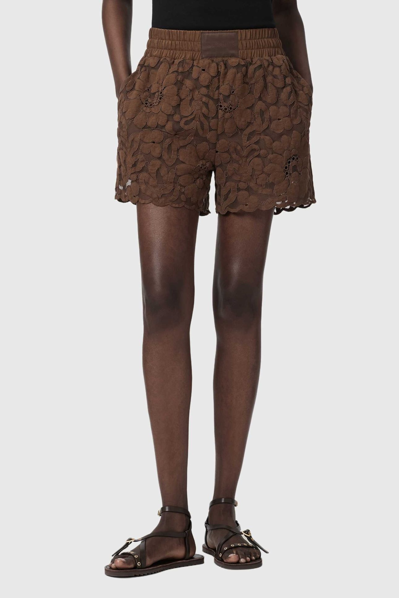 AMELIE LACE SHORT BITTER BROWN 2