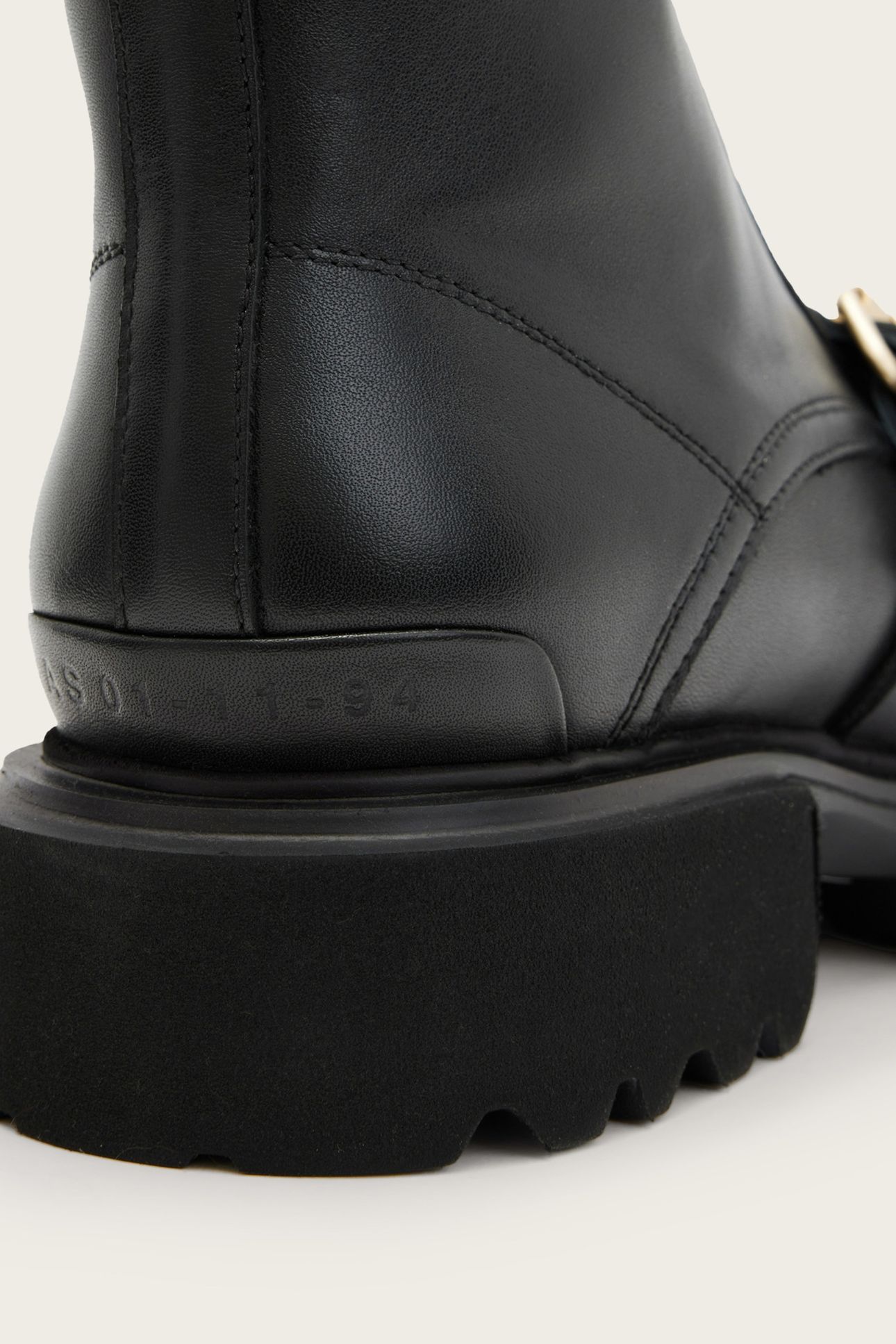 TORI BOOT BLACK/WARM BRASS 6