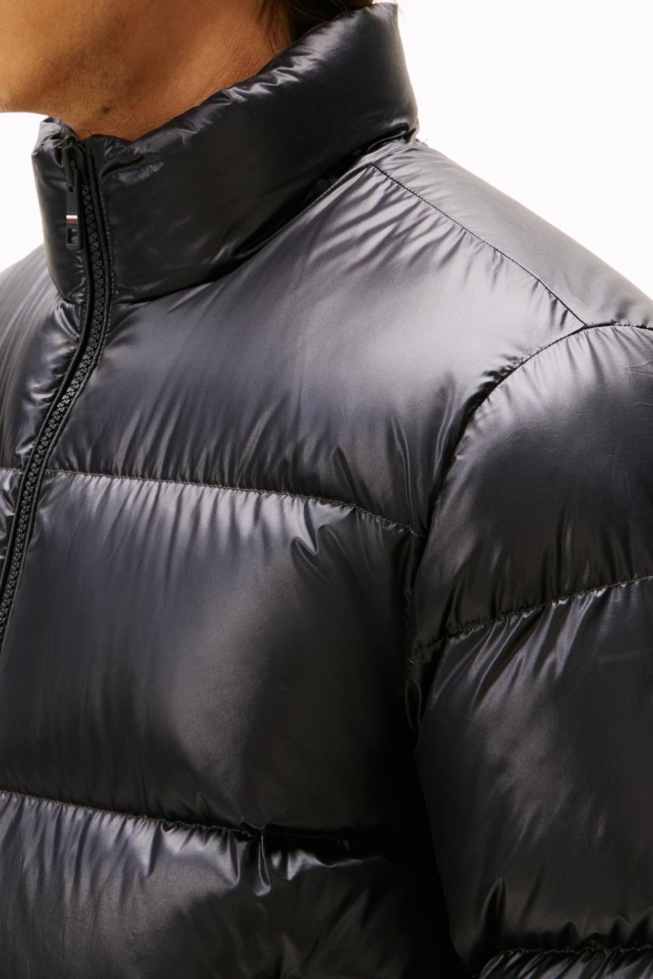 SHINY DOWN STAND PUFFER BLACK 8