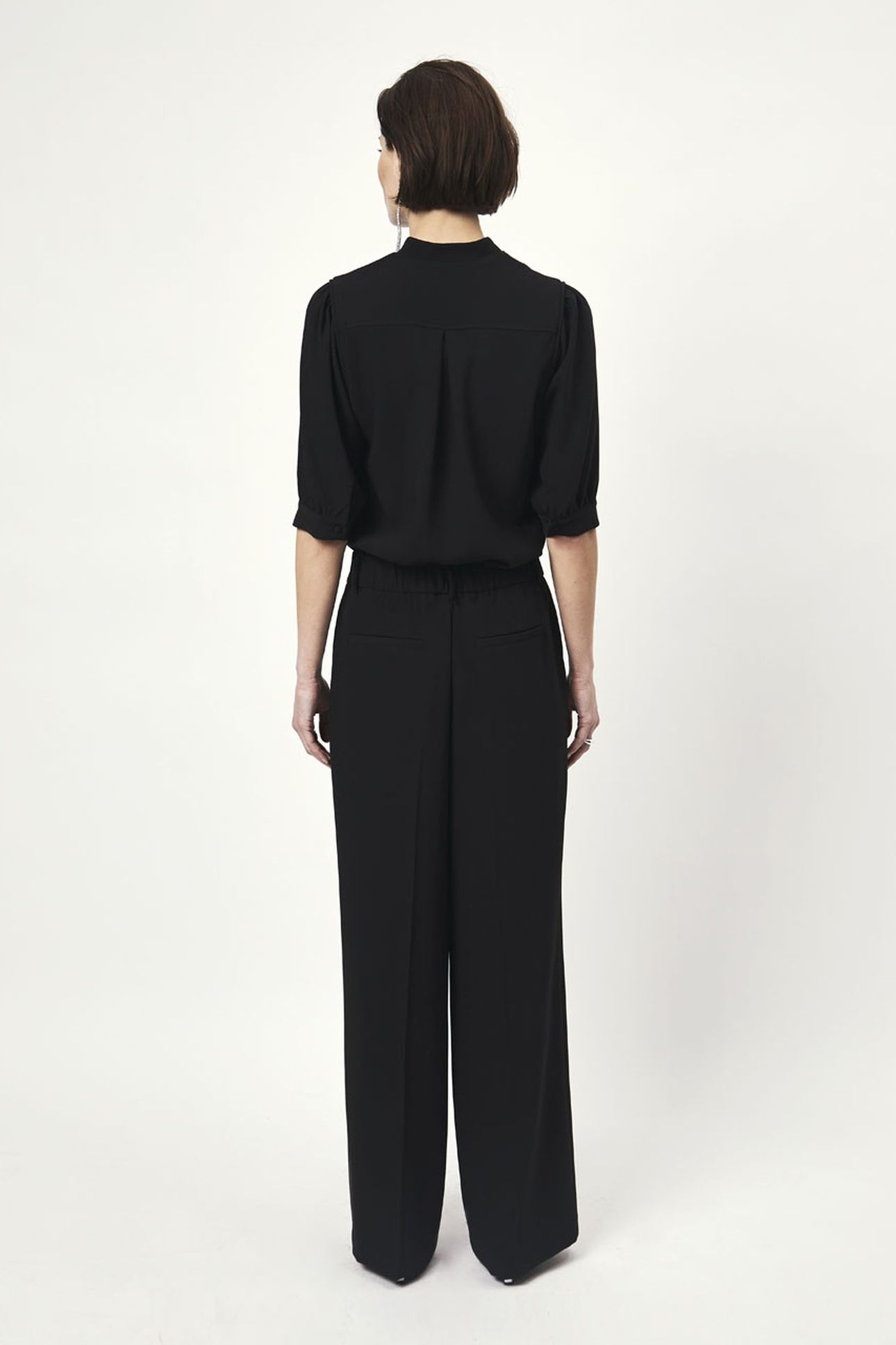 DANTE6-MALINA V NECK TOP RAVEN 3
