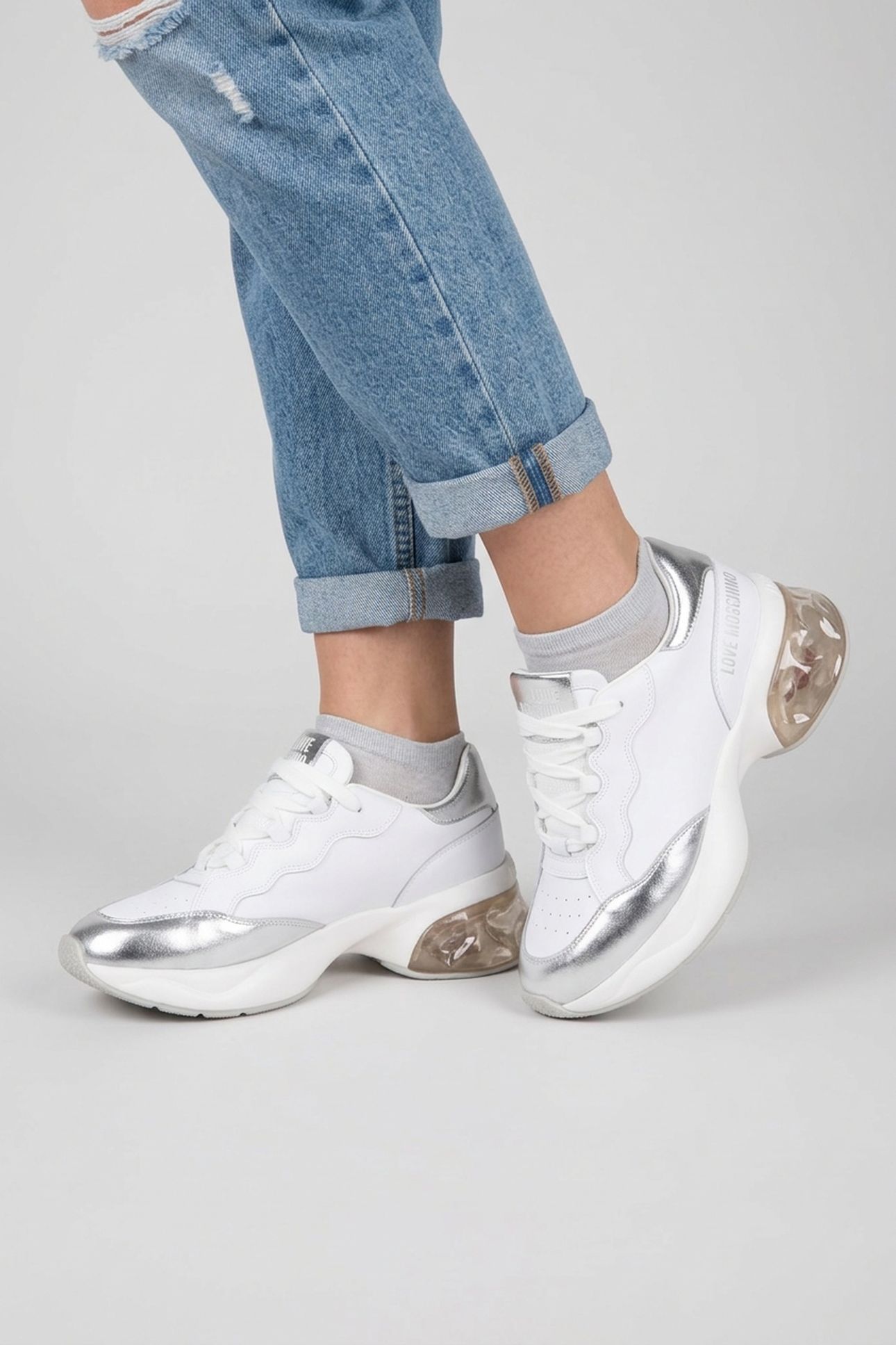 SNEAKERS WHITE 2