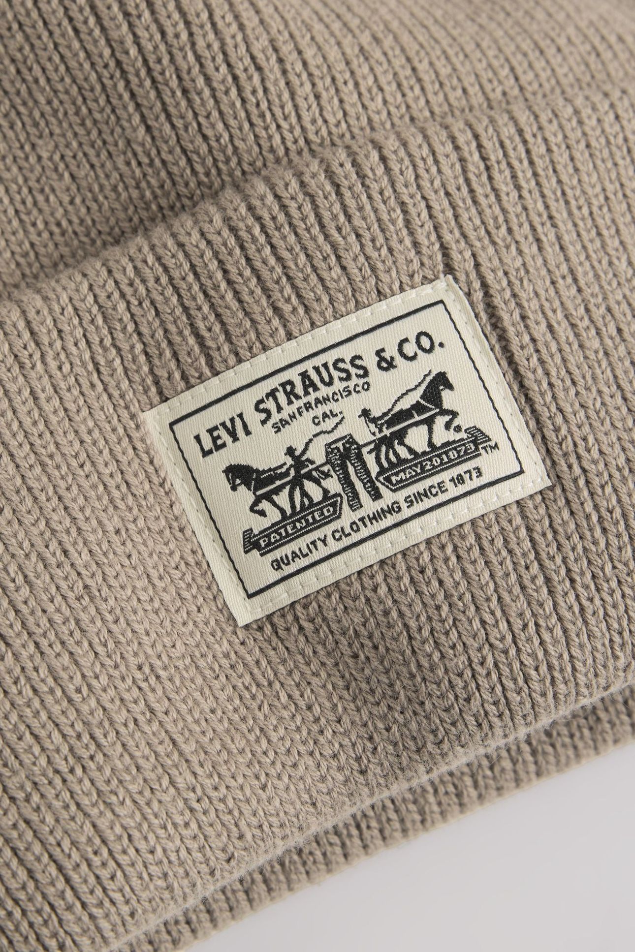 BACKPATCH BEANIE 5