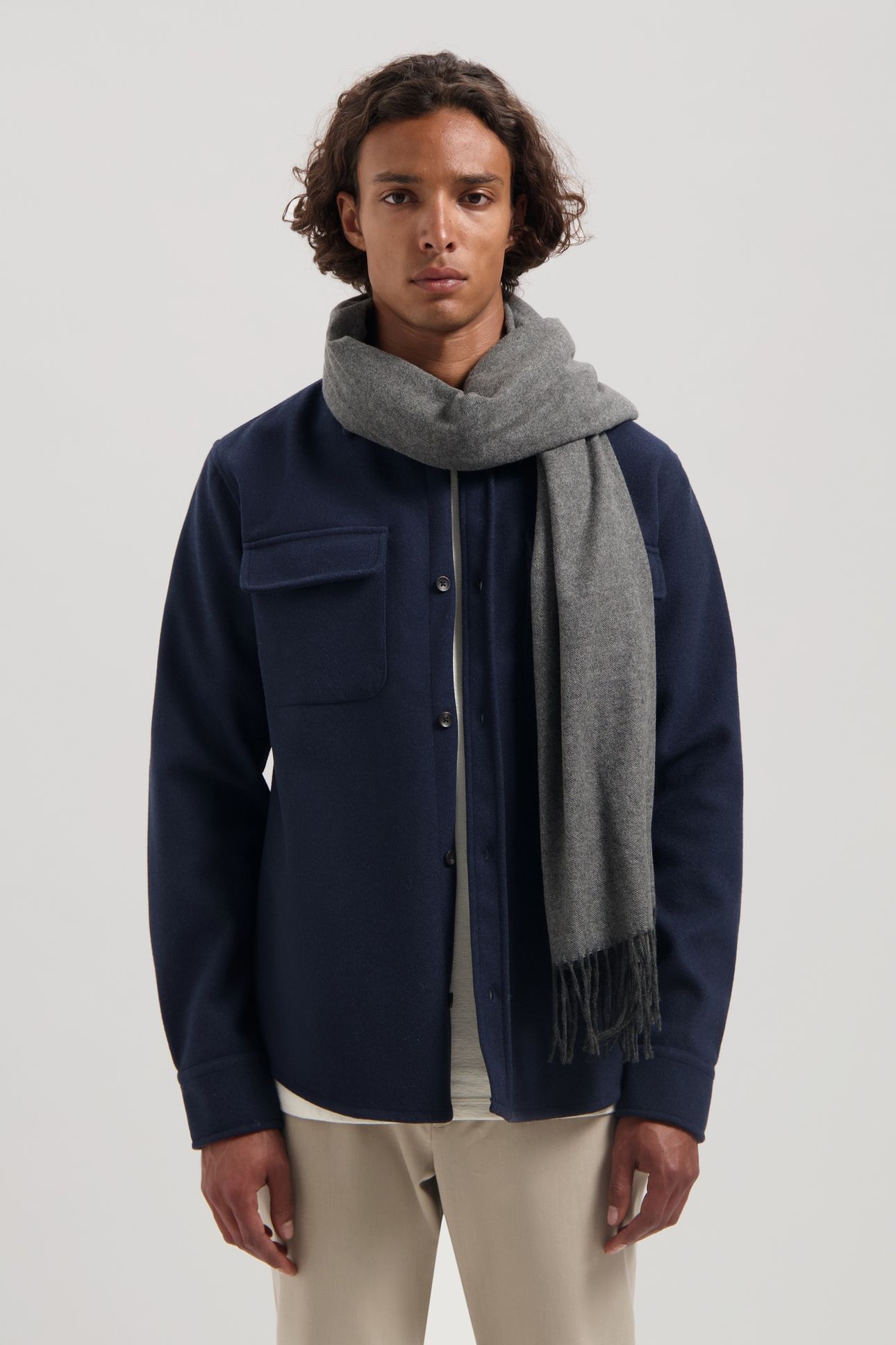DS_ARNVINN SCARF DK. GREY MELANGE 2