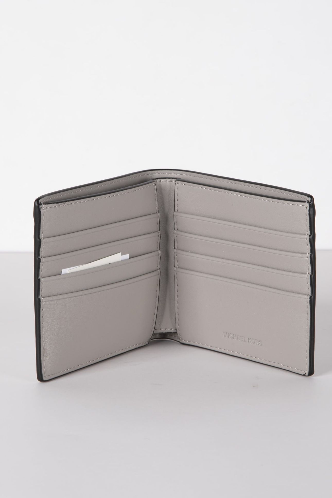 BILLFOLD PEARL GREY 4
