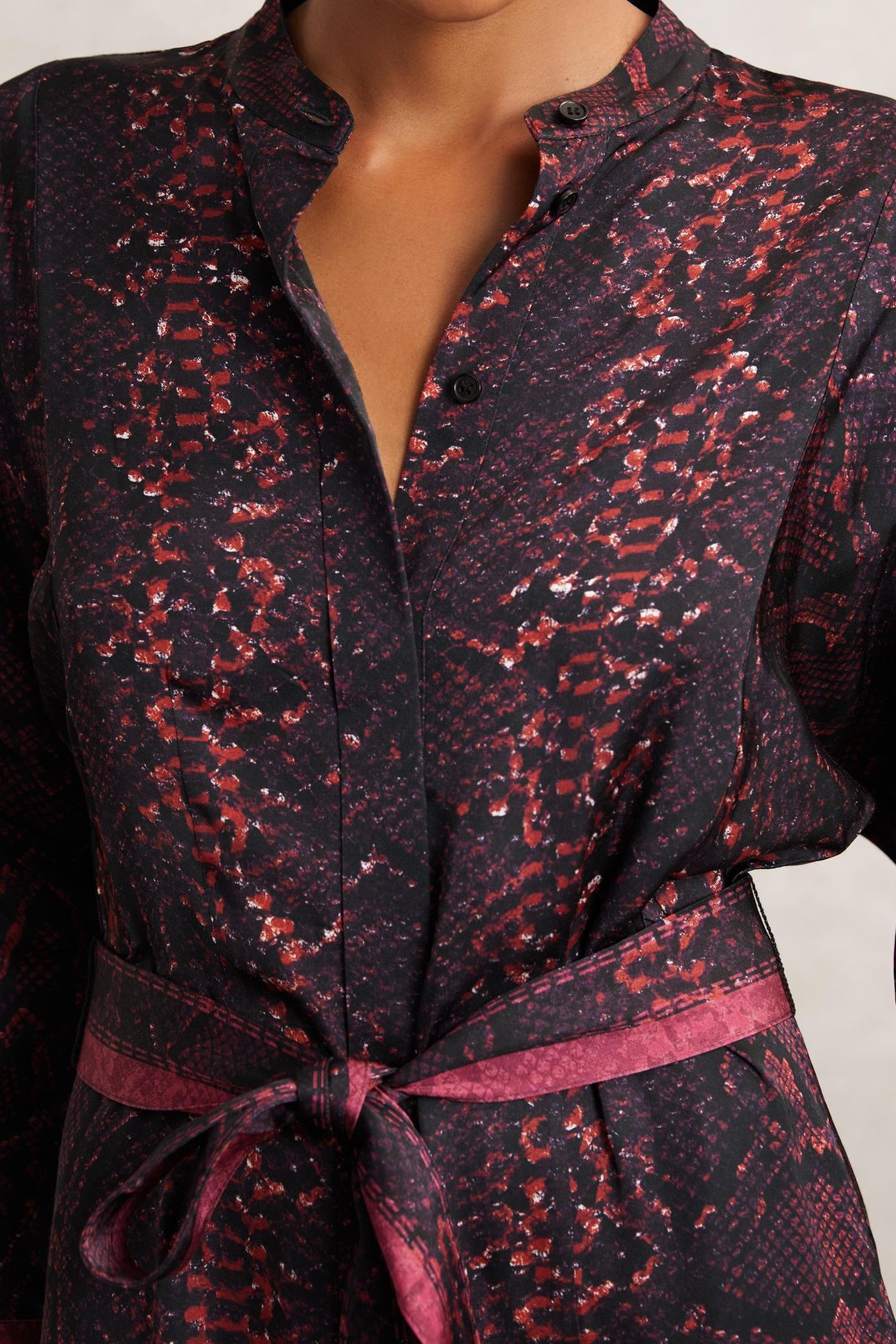 SNAKE PRINT MIDI DRESS BURGUNDY/BLACK 5