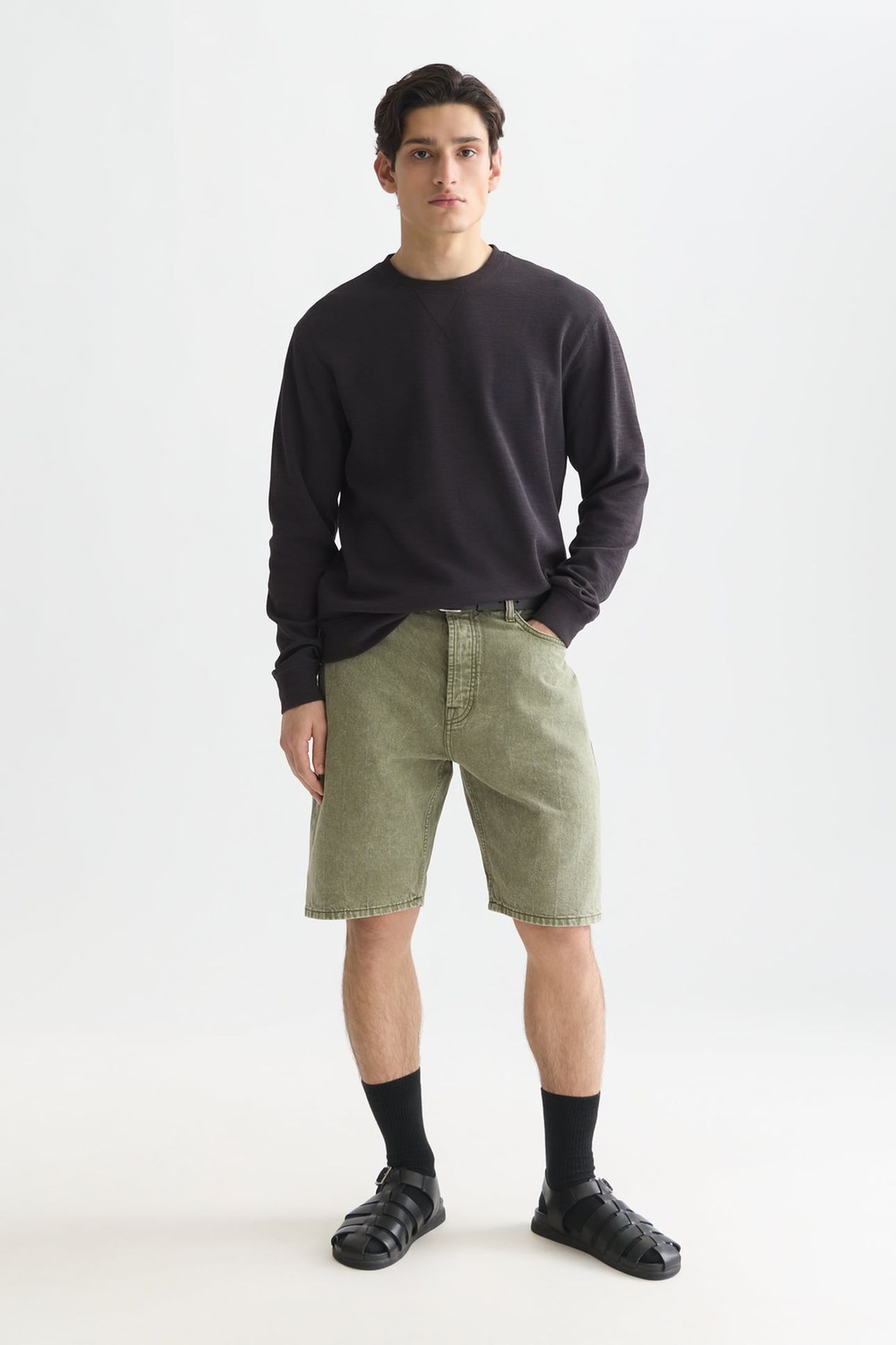 THE PITCH LOOSEFIT JEANS SHORT DARK GREEN 3