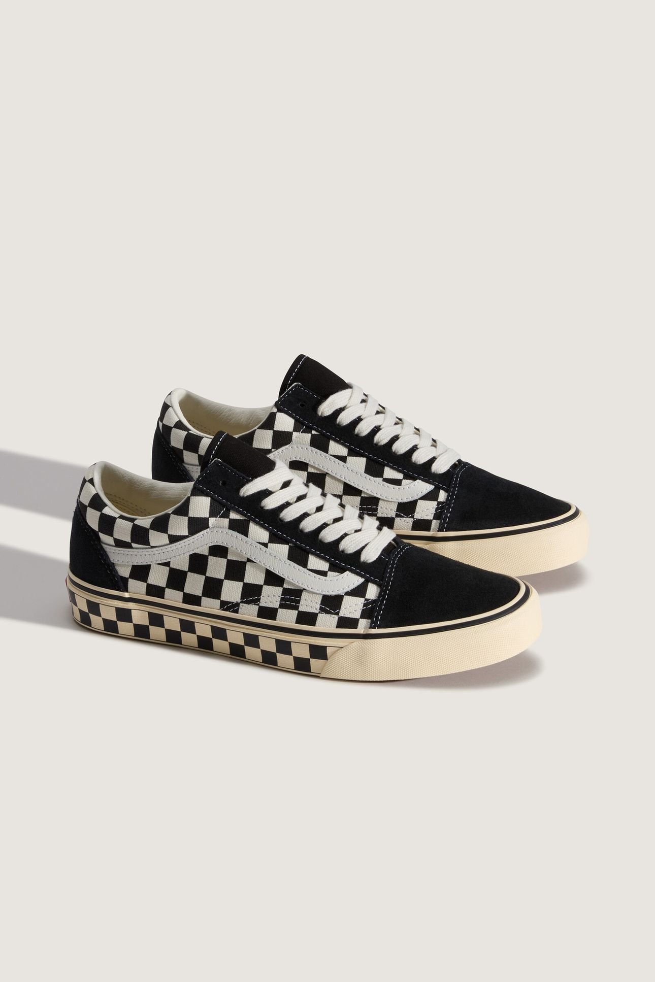 UNISEX OLD SKOOL CHECKERBOARD BLACK/MARSHMALLOW 3