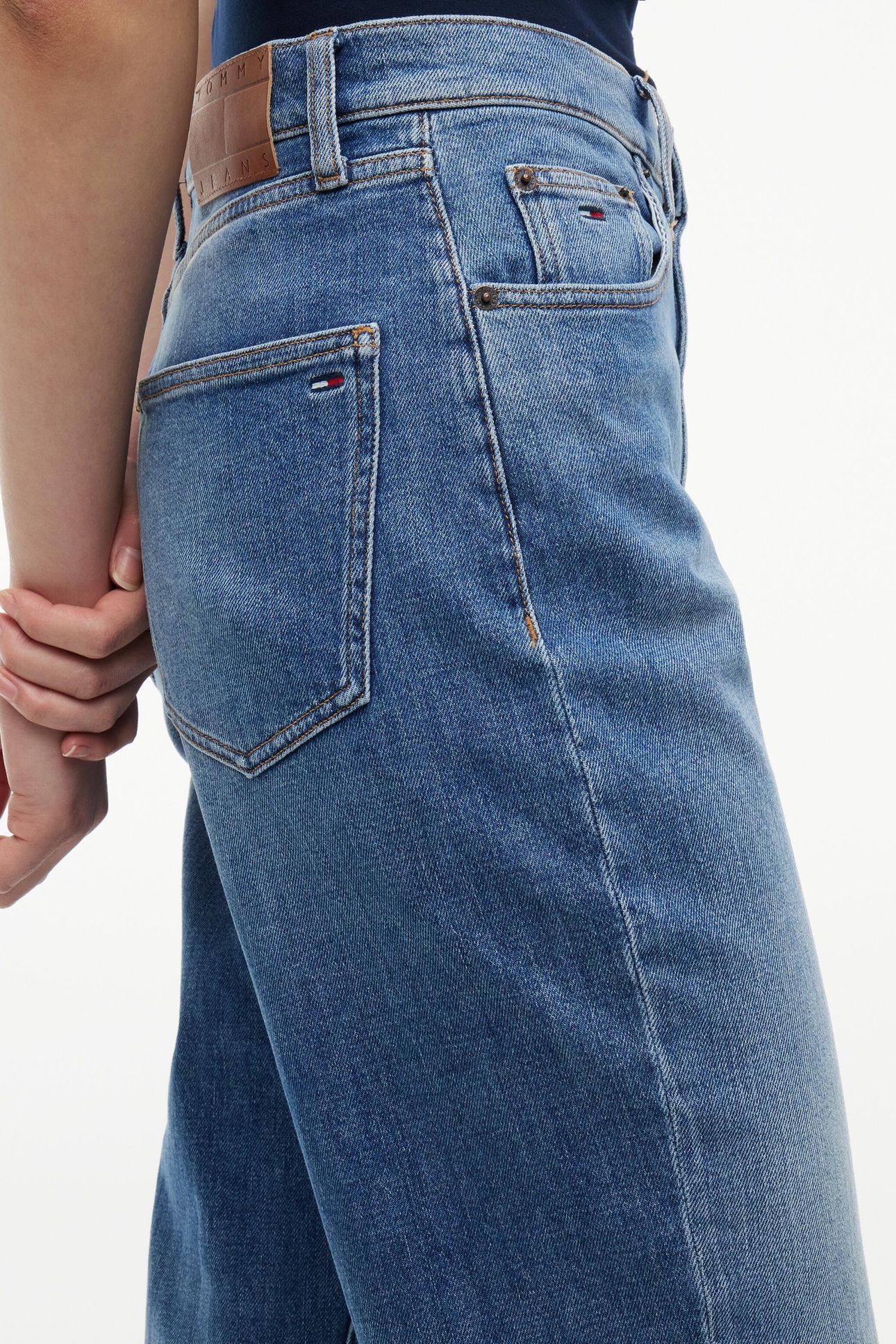 LAYLA HIGH RISE SLIM STRAIGHT BI DENIM MEDIUM 6