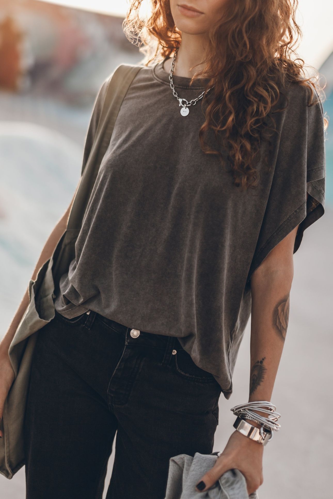 THE DARK FADED BATWING T-SHIRT 2
