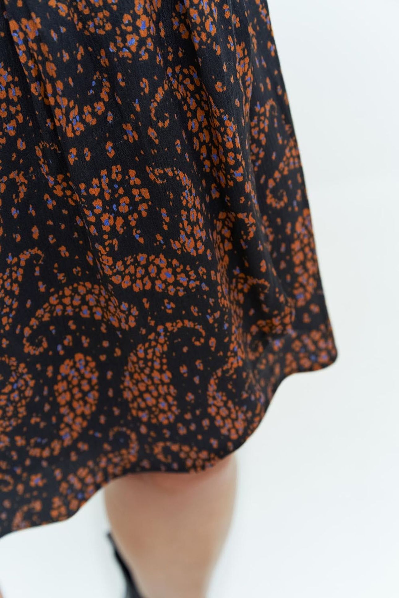 RIMBA _ BLACK WRAP DRESS WITH PAISLEY PRINT IN VISCOSE 4