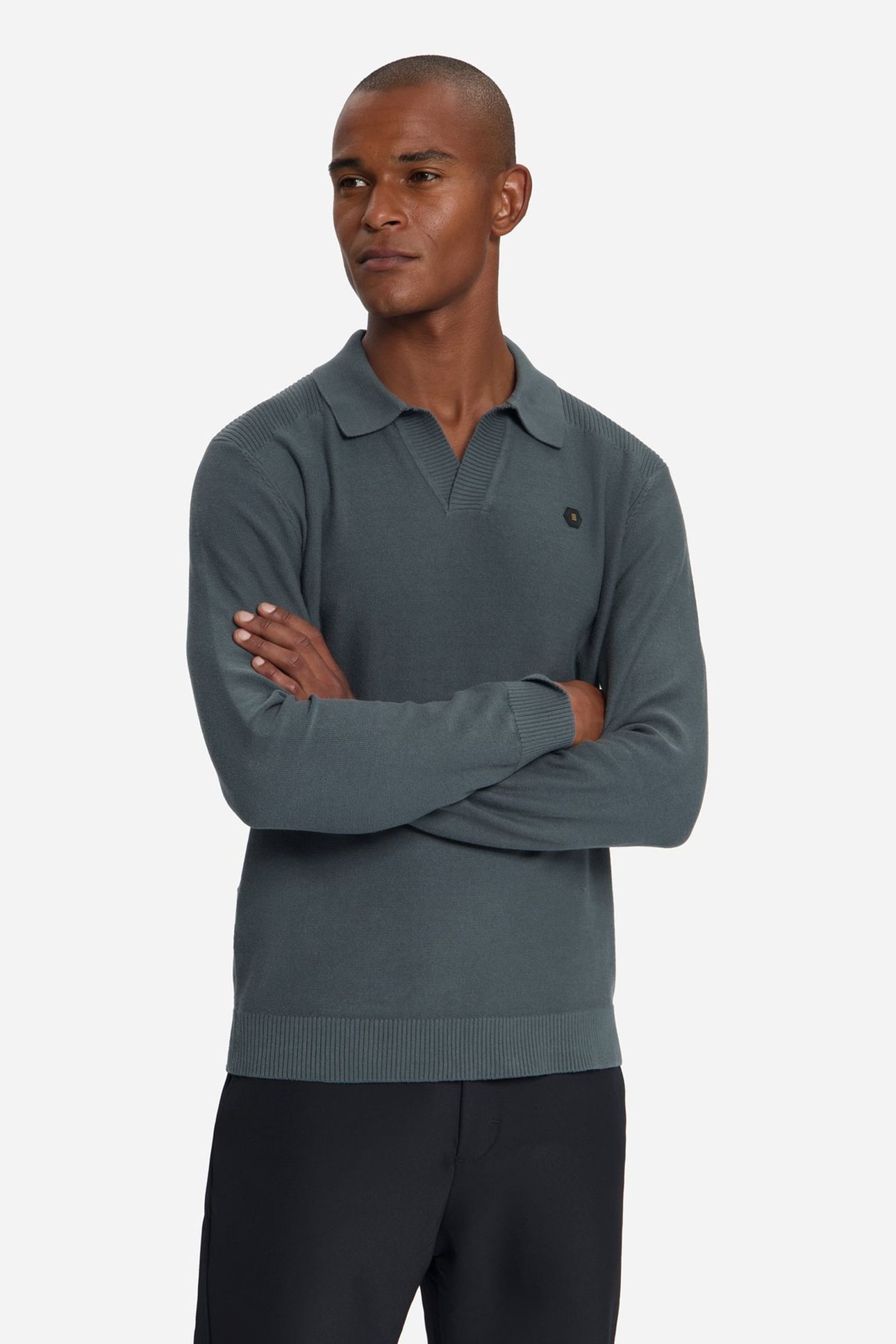 PULLOVER V-COLLAR SHOULDER DETAIL DARK STEEL 3