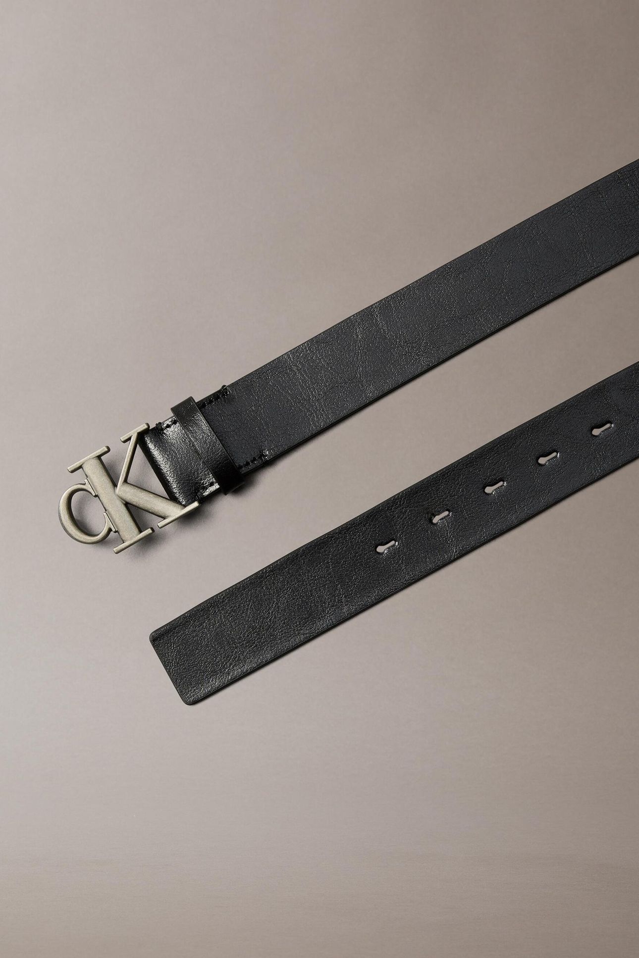 CK BUCKLE TUMBLED 35 BELT BLACK/ANTIQUE SILVER 6