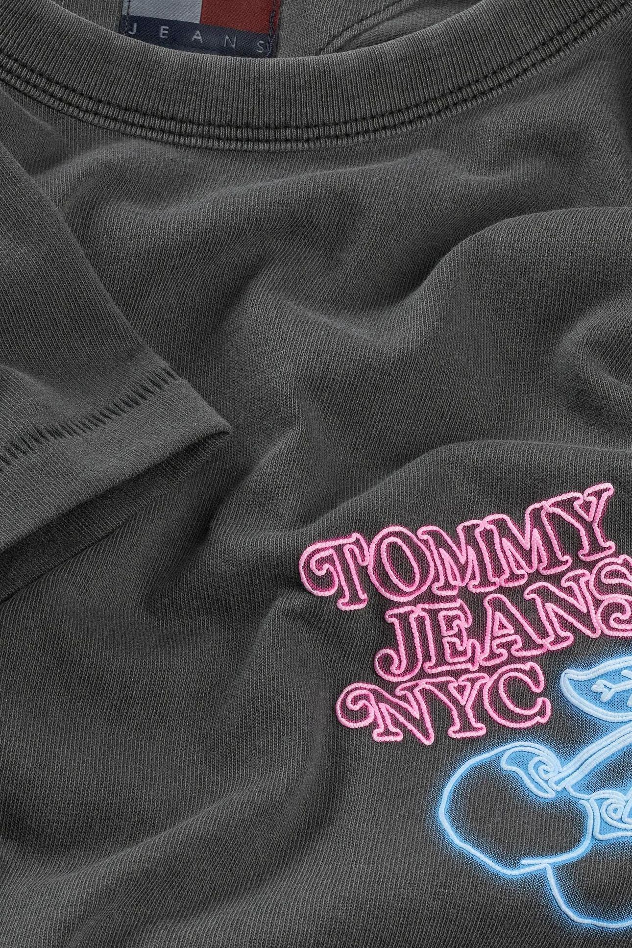 TJM REG NOVELTY FAIR BLACK NEON 4