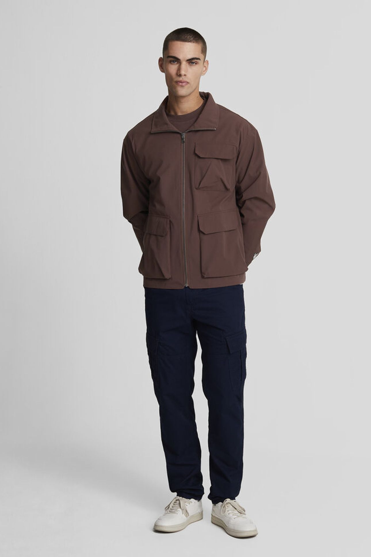 3 POCKET SOFTSHELL JACKET RUBBER RED 3
