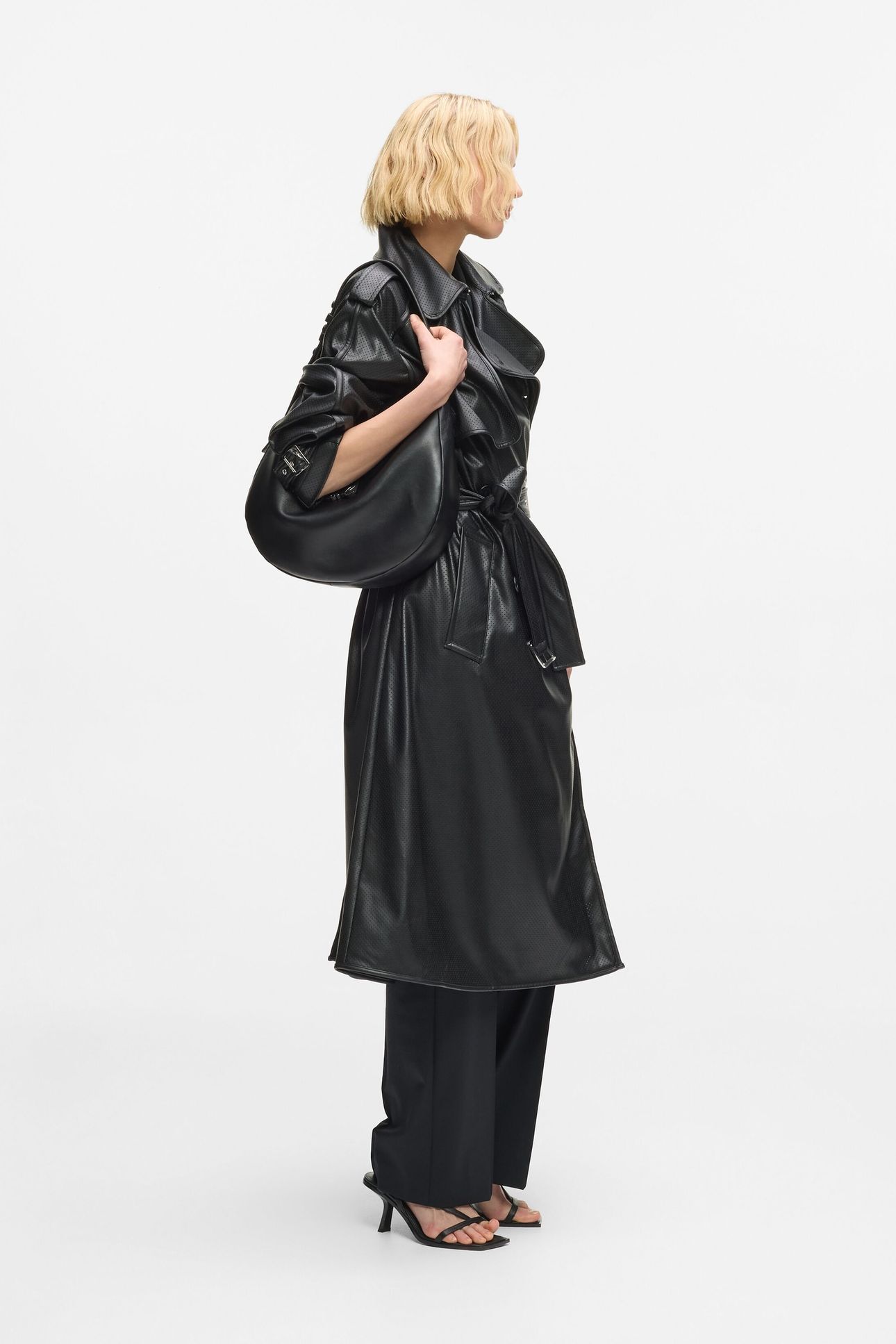 PERFORATED FAUX LEATHER TRENCH BLACK 2