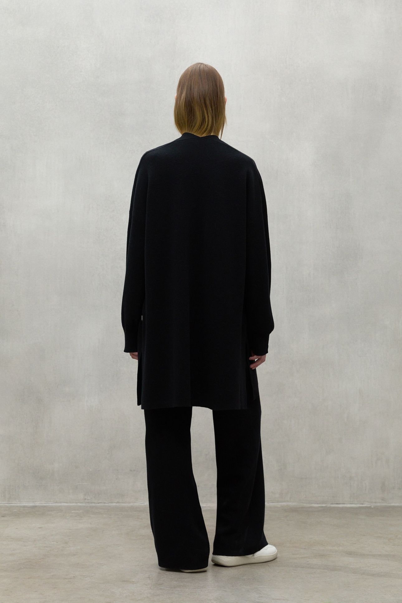 ARECAALF KNIT BLACK 2