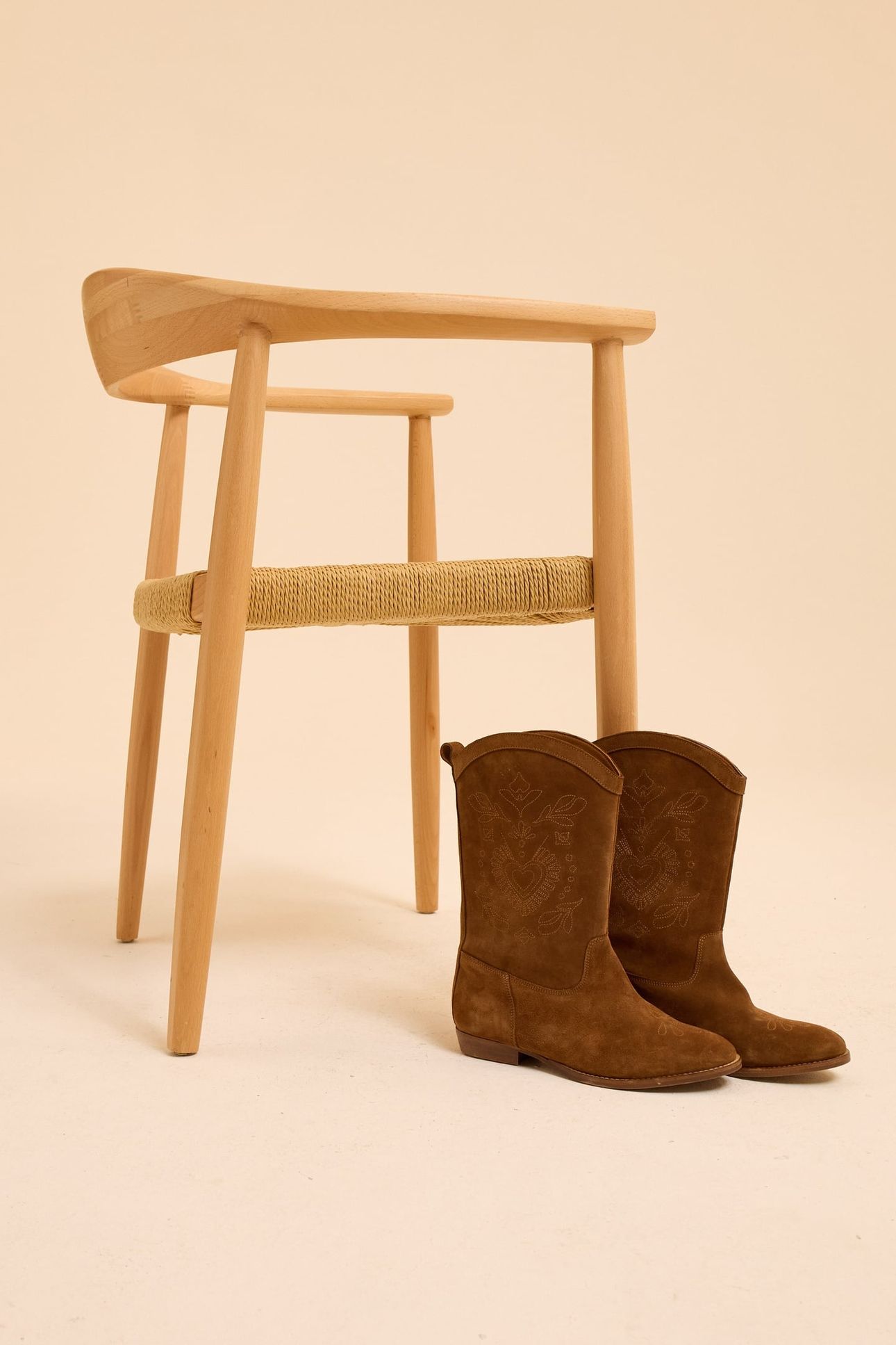CAMEL SUEDE COWBOY BOOTS 4