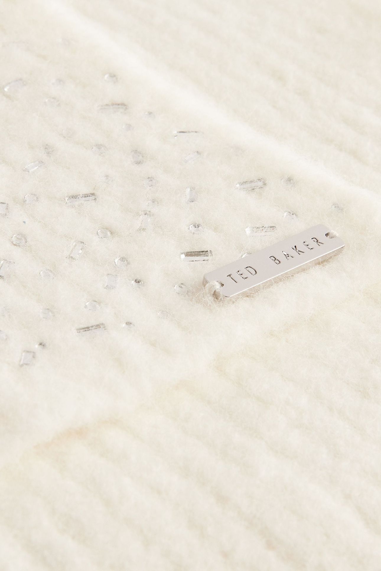 KERIISA RHINESTONE DETAIL KNITTED SCARF CREAM 2