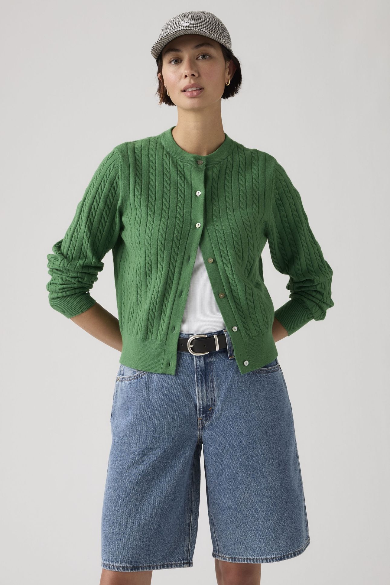 SUPERSOFT CREWNECK CARDIGAN 1