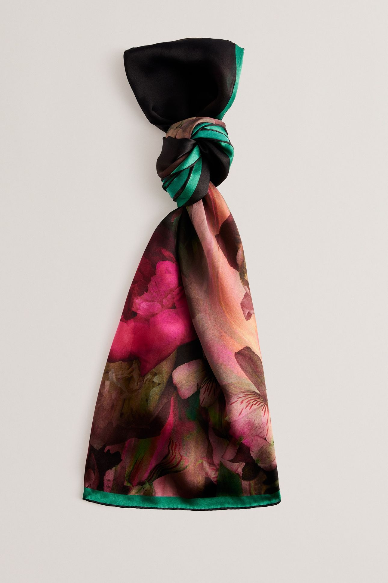 DEBBIIO PRINTED LONG SILK SCARF BLACK 1