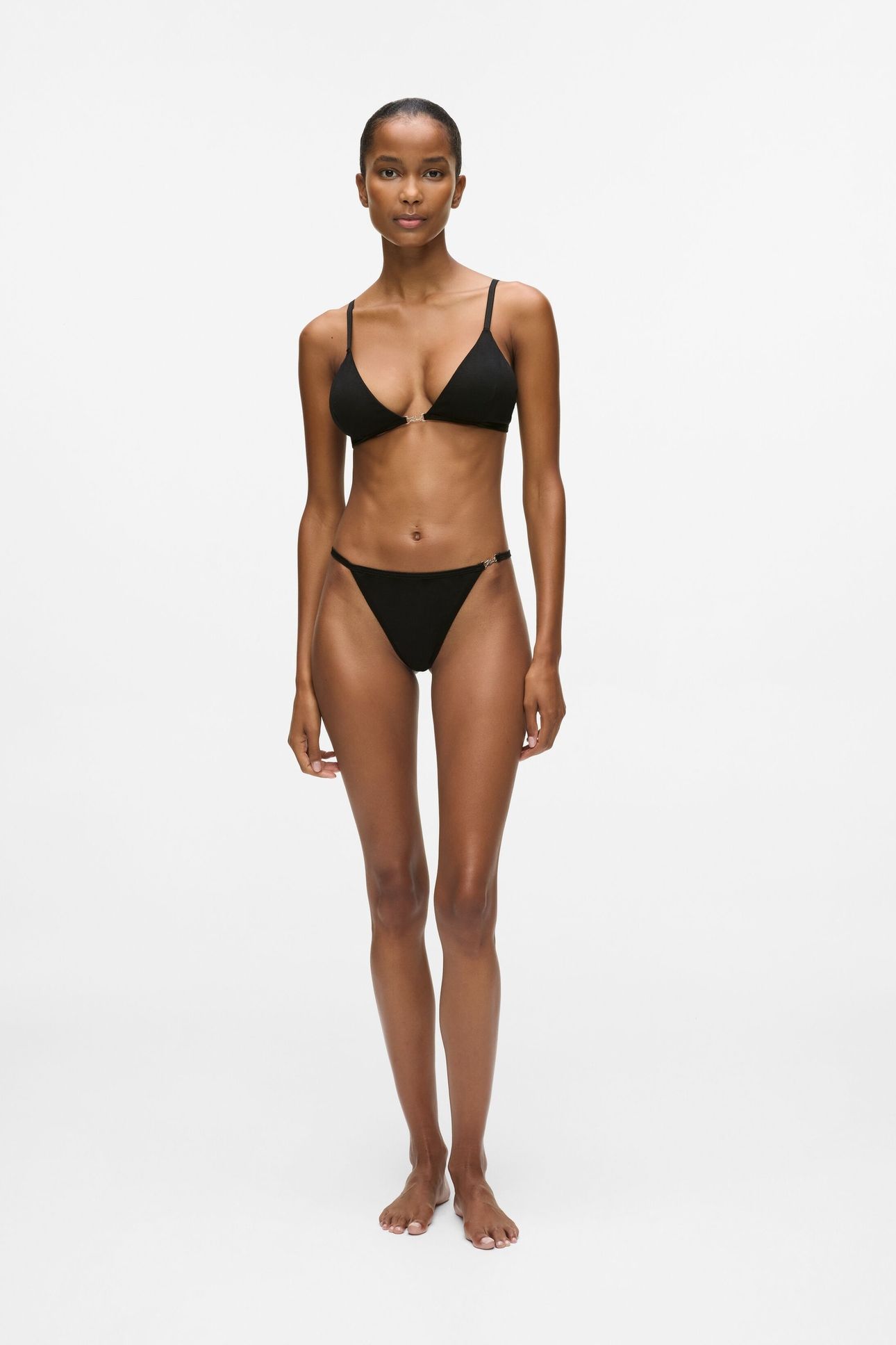 SIGNATURE HIGH LEG THONG BLACK 3