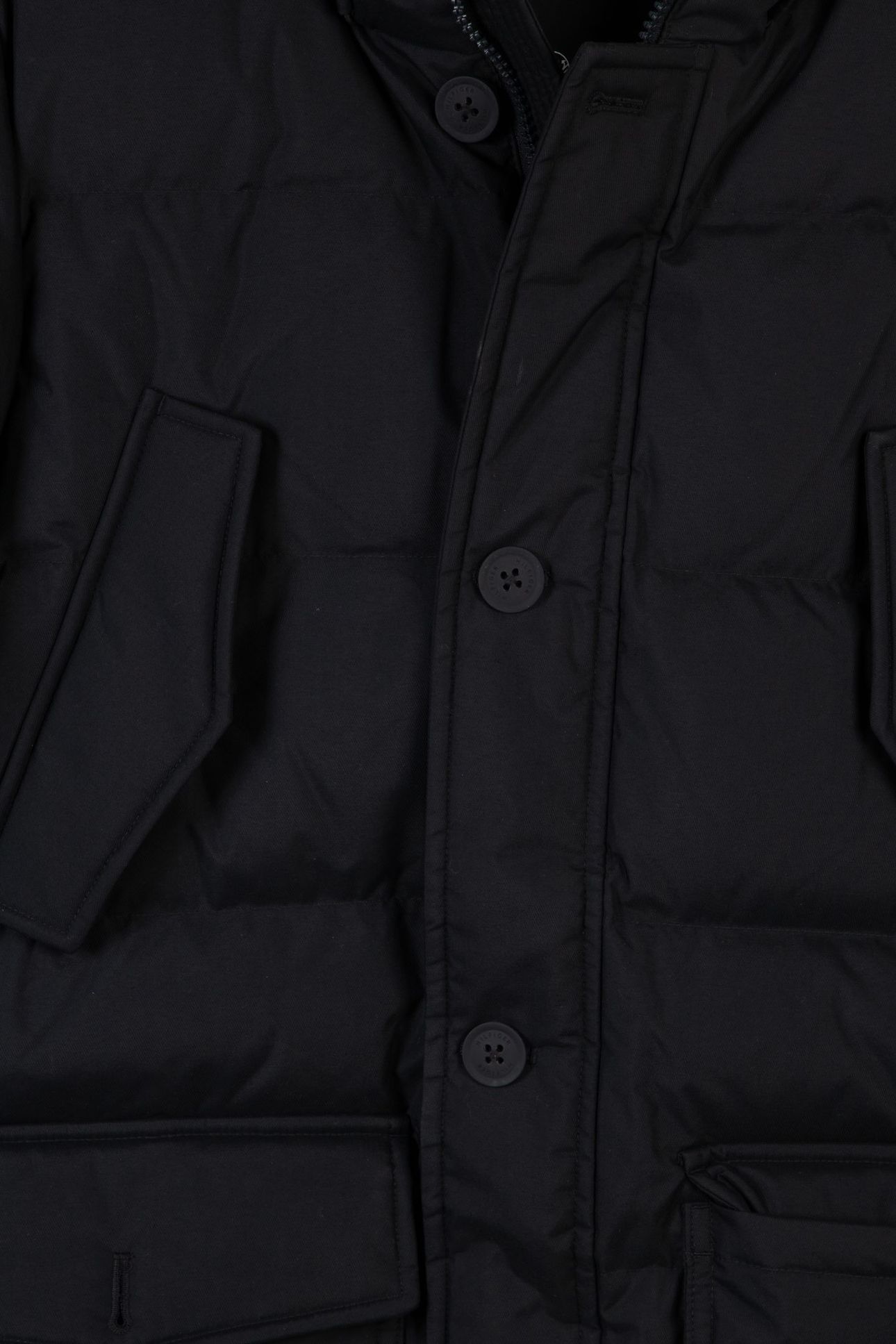 CL ESSENTIAL ROCKIE BLACK 4