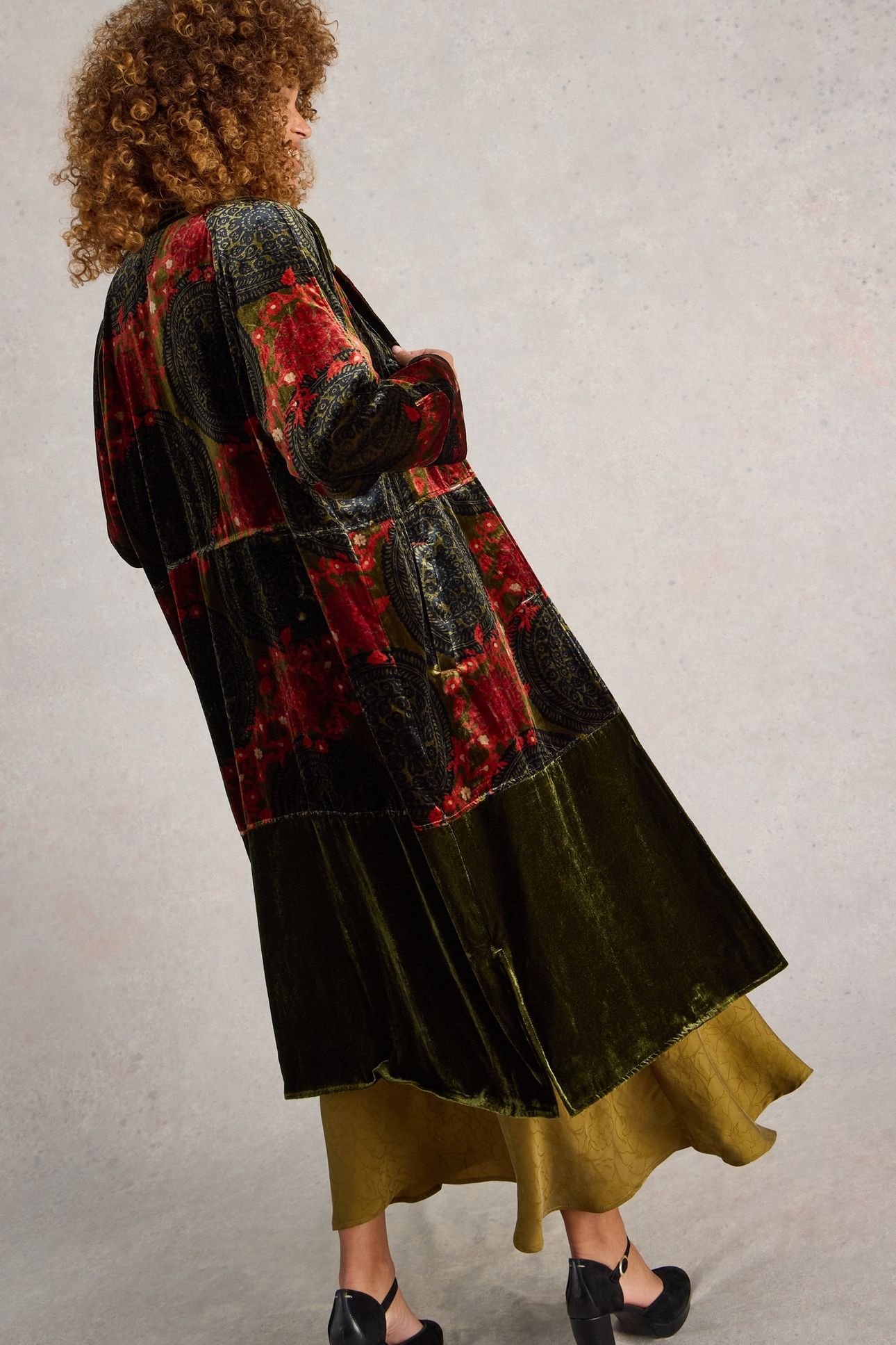 FREYA VELVET DUSTER COAT GREEN PR 2