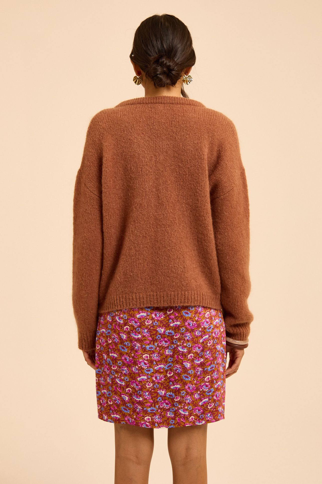 CAMEL KNIT V-NECK SWEATER MARINE 2