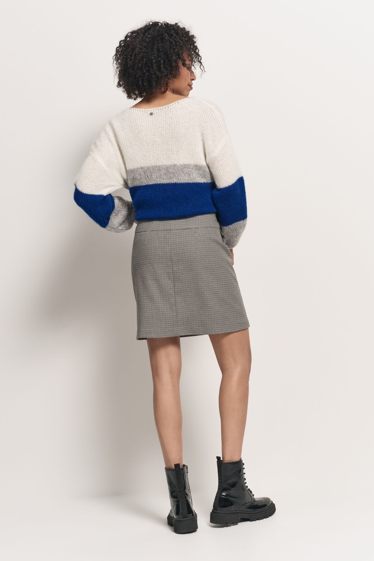 JUJU - BLUE FOOTSTONE SUIT SKIRT 4