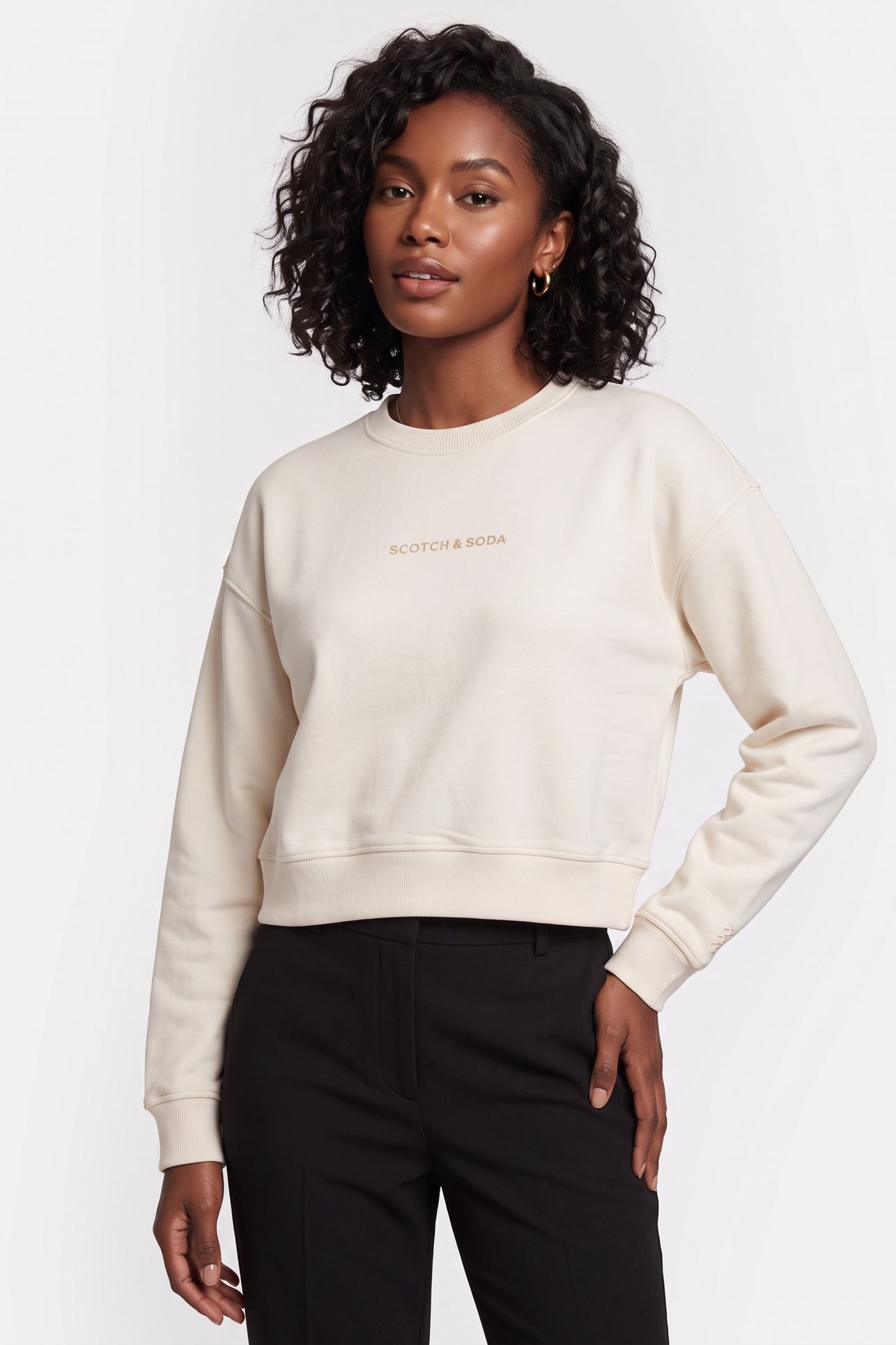CHEST ARTWORK SWEATSHIRT OFF WHITE 1