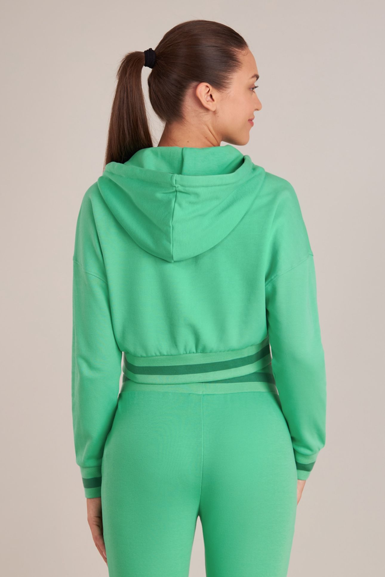LADIES CROPPED HOODIE GRÜN 3
