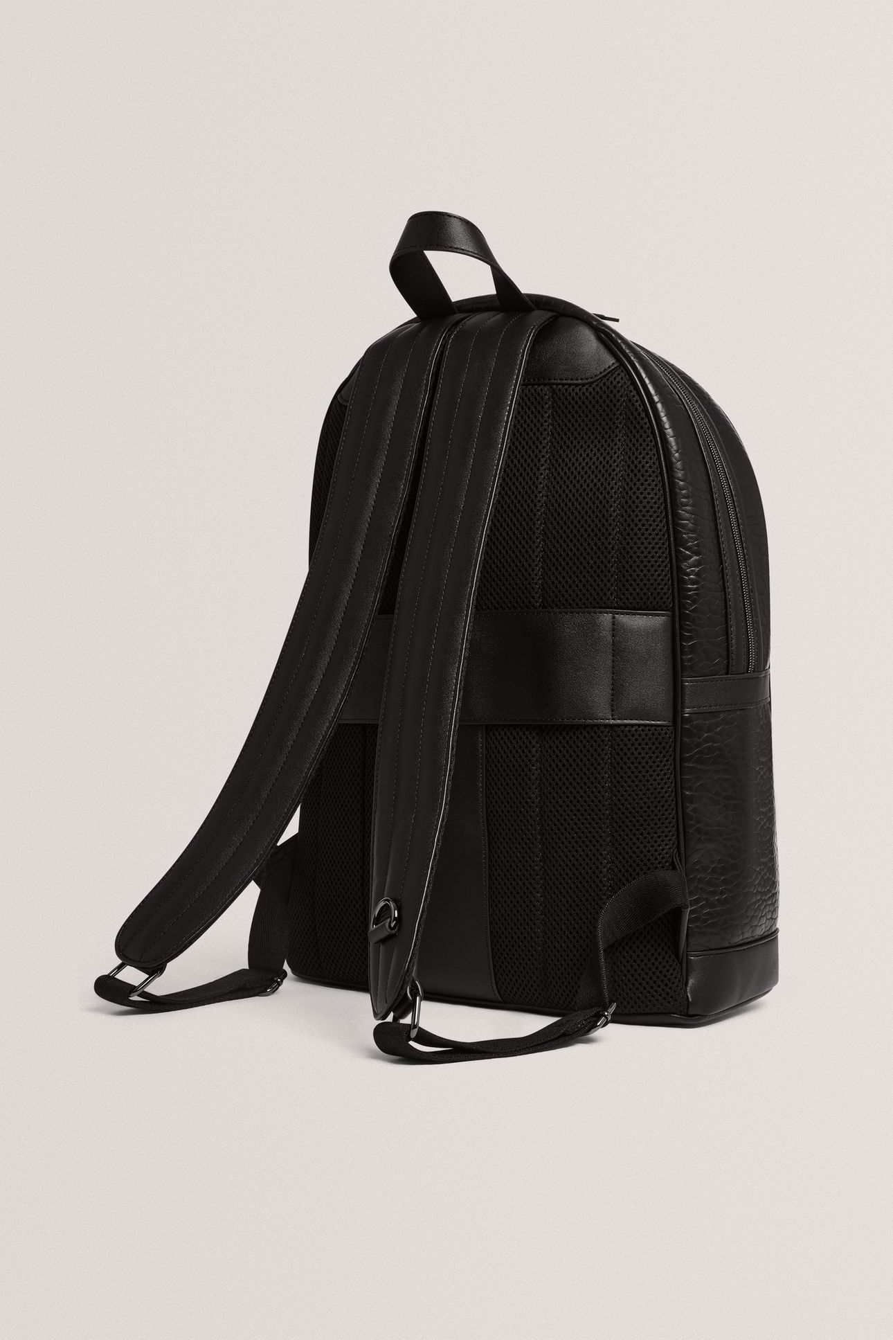 PEBBLED PU BACKPACK BLACK 2