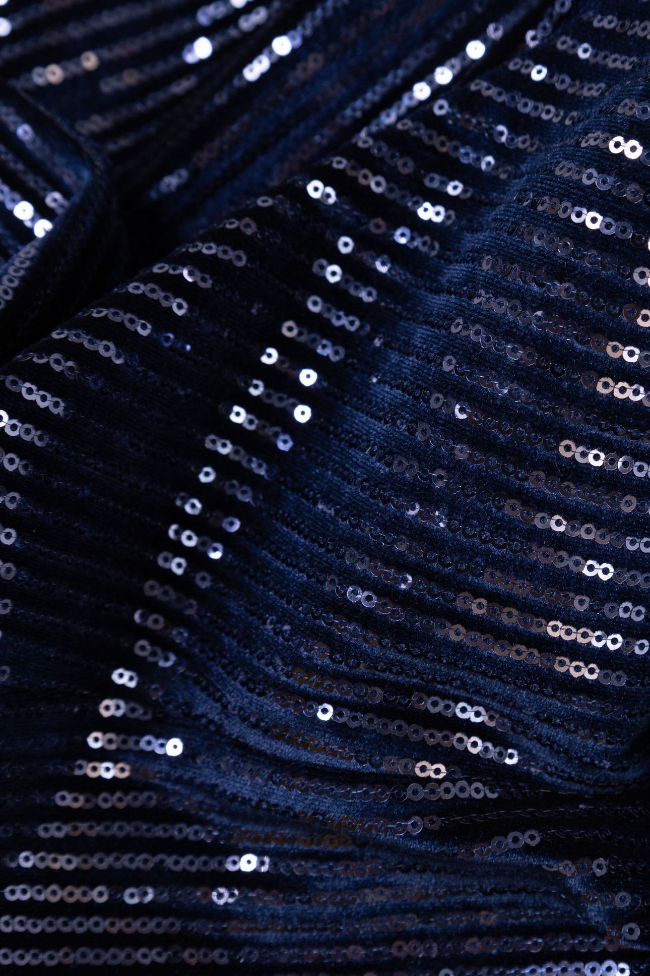 ROZE - NAVY KNIT DRESS WITH SEQUINS 2