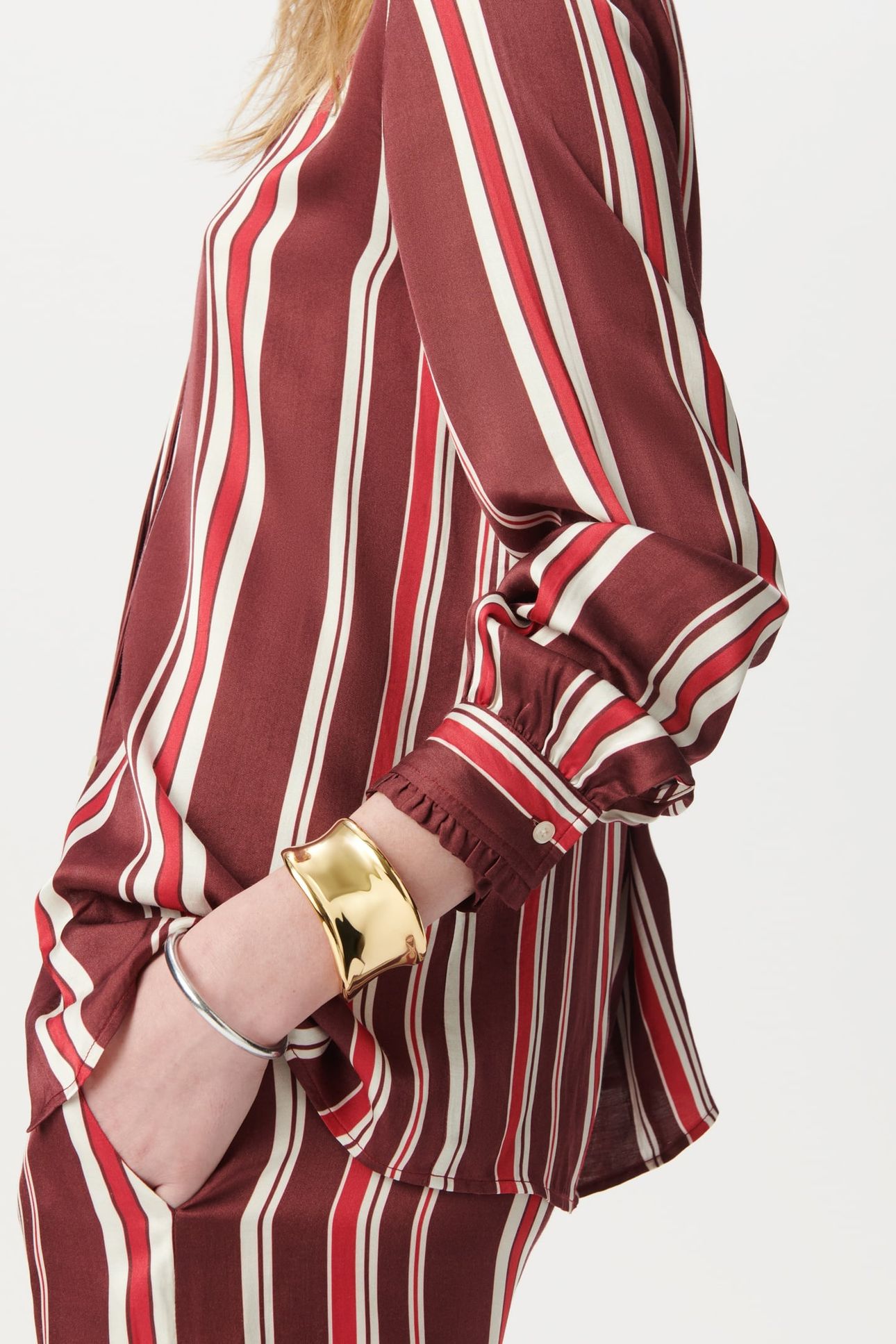 BURGUNDY STRIPED NECK TIE SHIRT 5