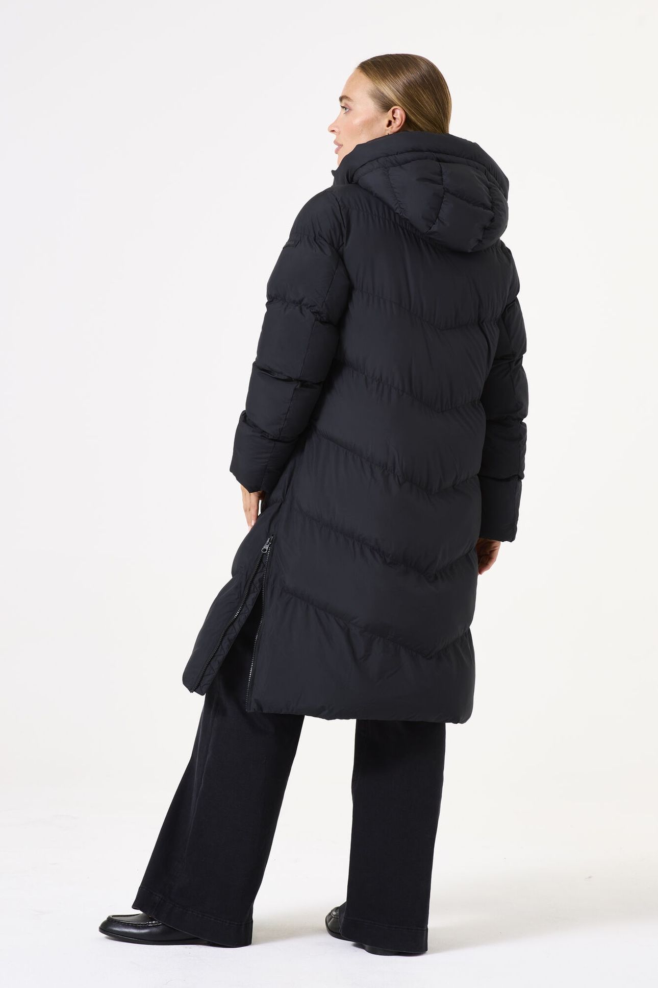 LADIES OUTDOOR JACKET BLACK 3