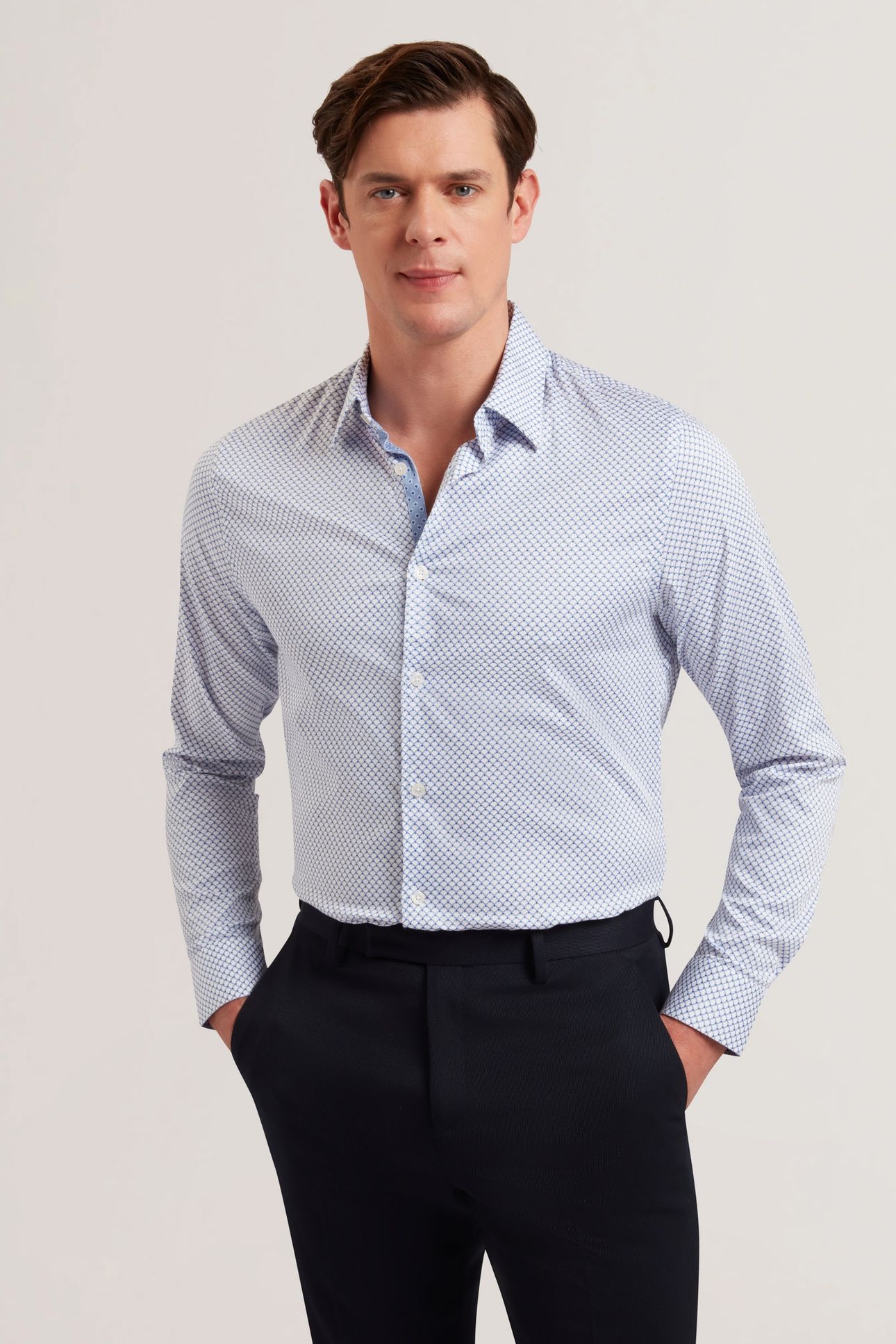 KAPLER LS SLIM TRIANGLE GEO PRINT SHIRT WHITE 1