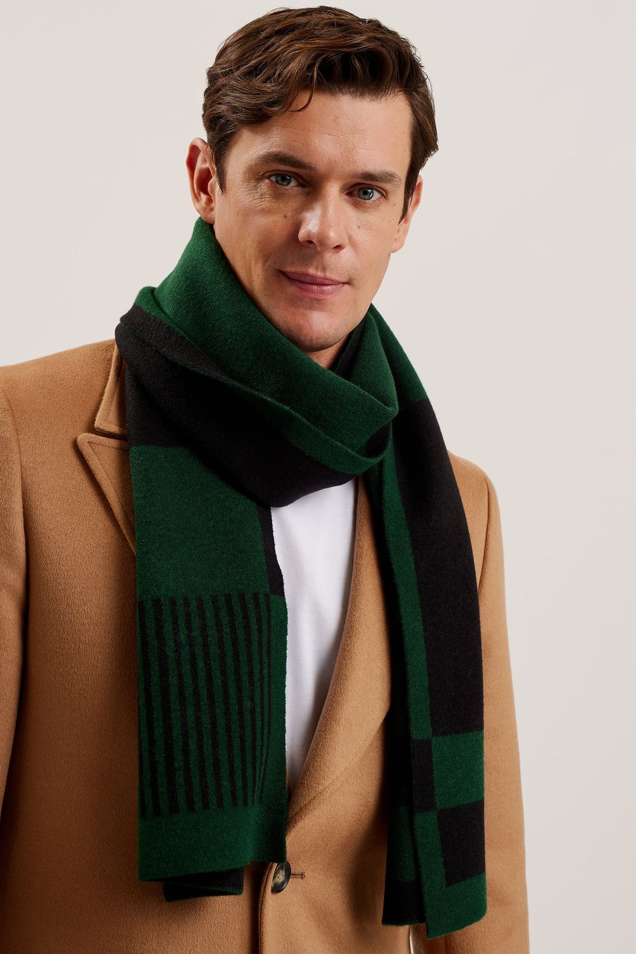 SAMMMIS KNITTED SCARF GREEN 1