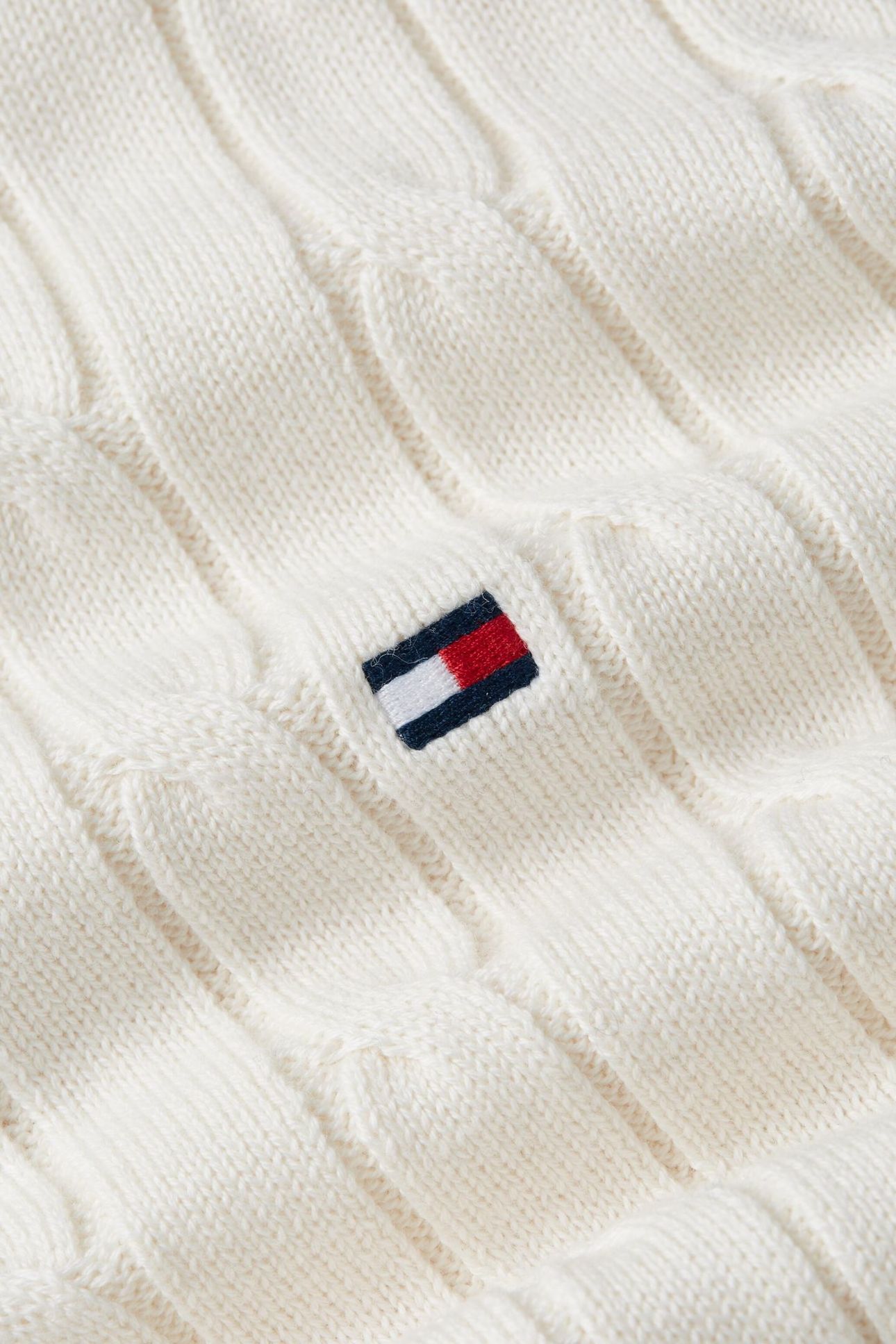 CLASSIC COTTON CABLE IVORY PETAL 8